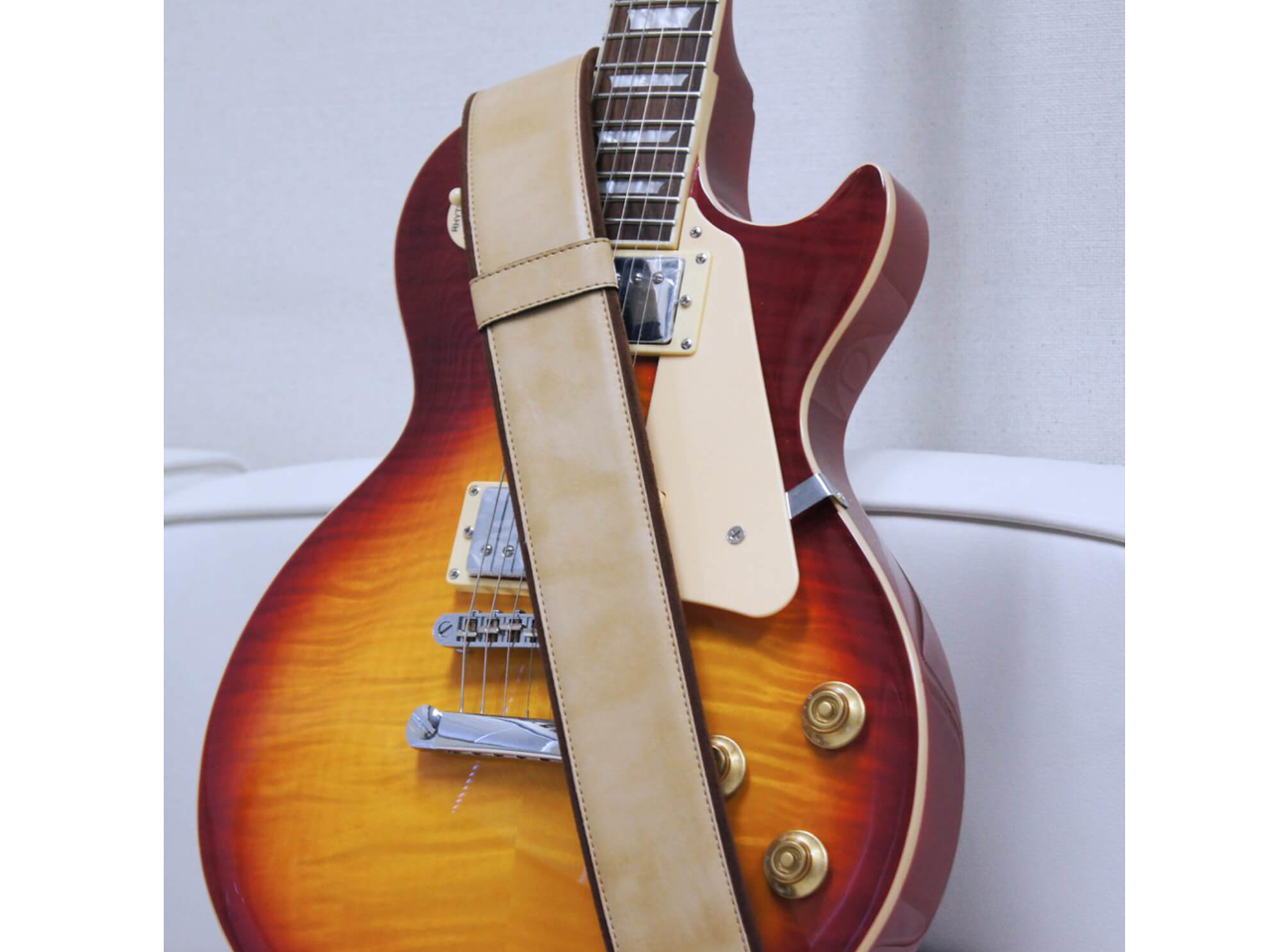 Right On! STRAPS(ライトオン！ ストラップス)CHARM Beige(ストラップ)