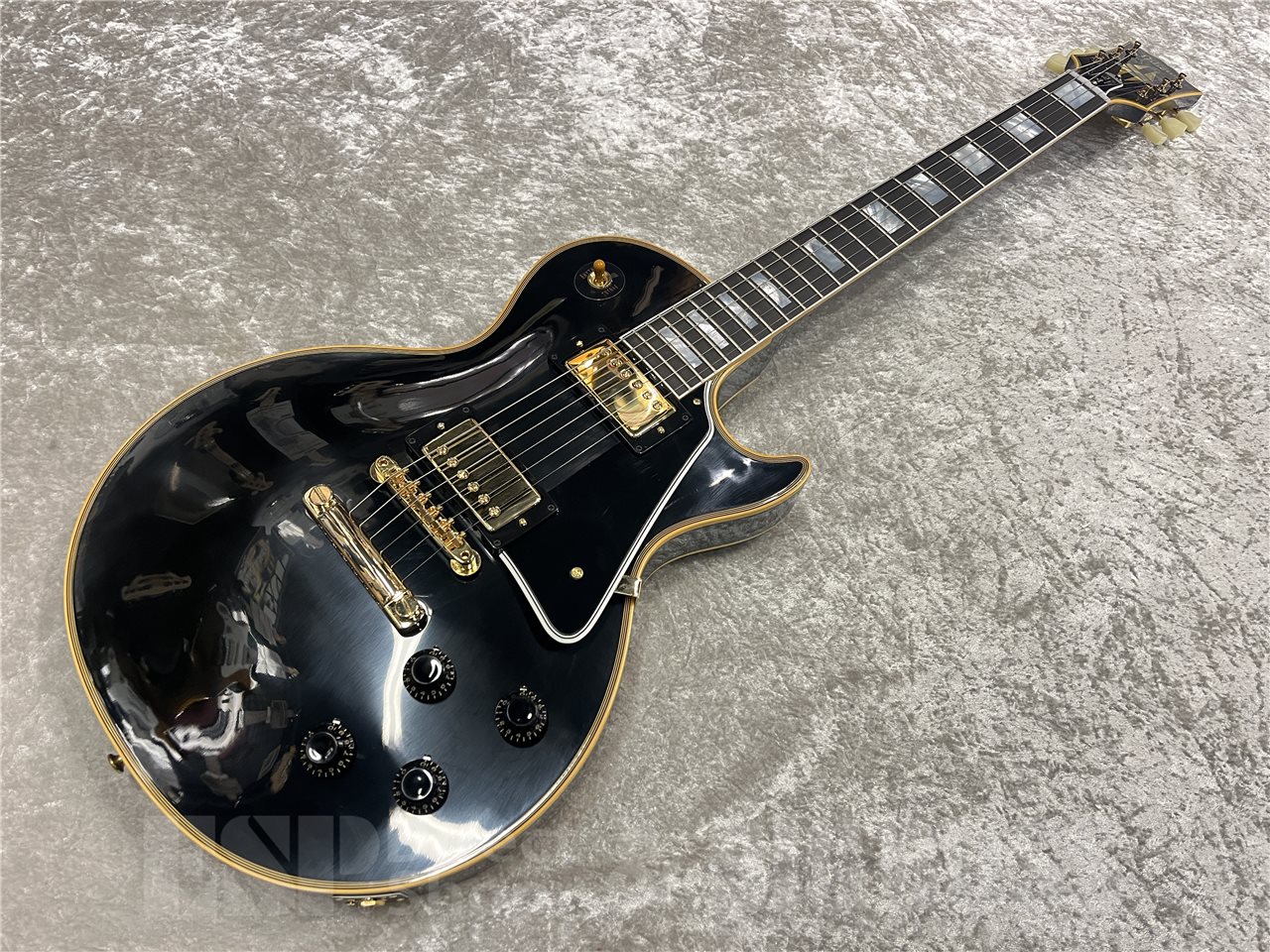 【即納可能】Gibson（ギブソン）1957 Les Paul Custom Reissue VOS（Ebony）　名古屋店