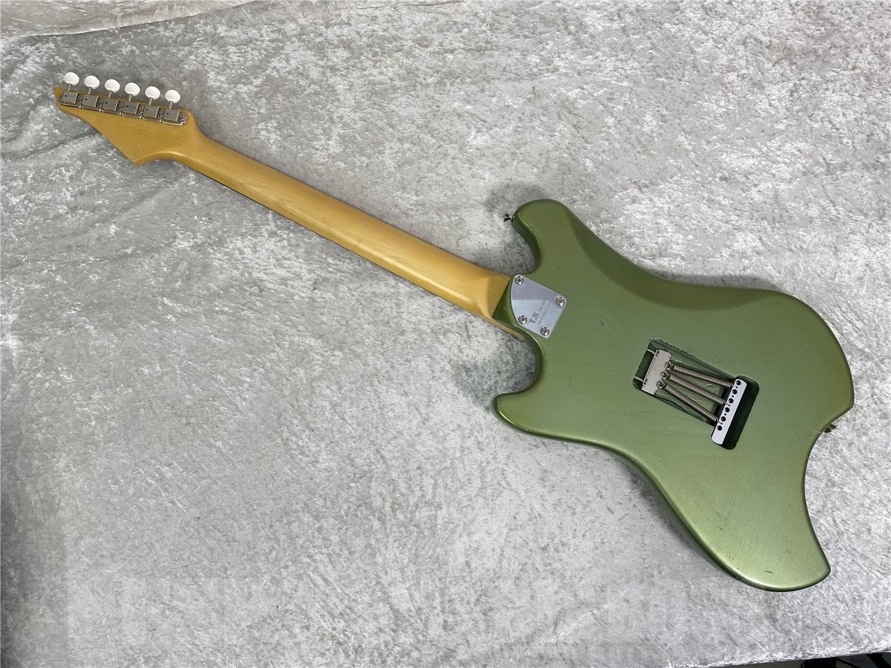 ミーヤさん専用 楽天市場】ミュウミュウ MIU MIU スライドサンダル ロゴ