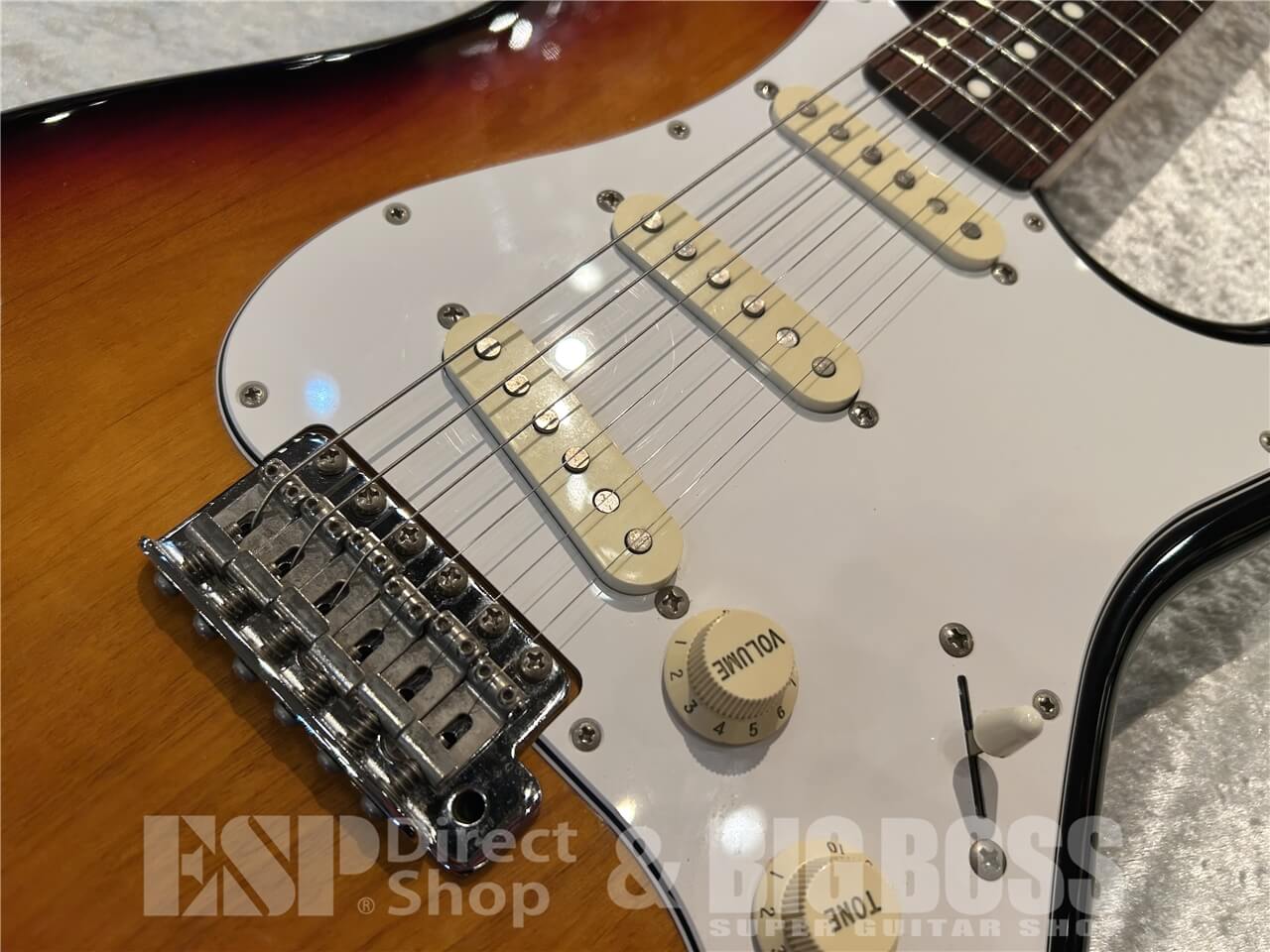 【即納可能/お客様委託品】Fender Japan（フェンダージャパン）ST-STD / 3 Tone Sunburst 仙台店 - 3