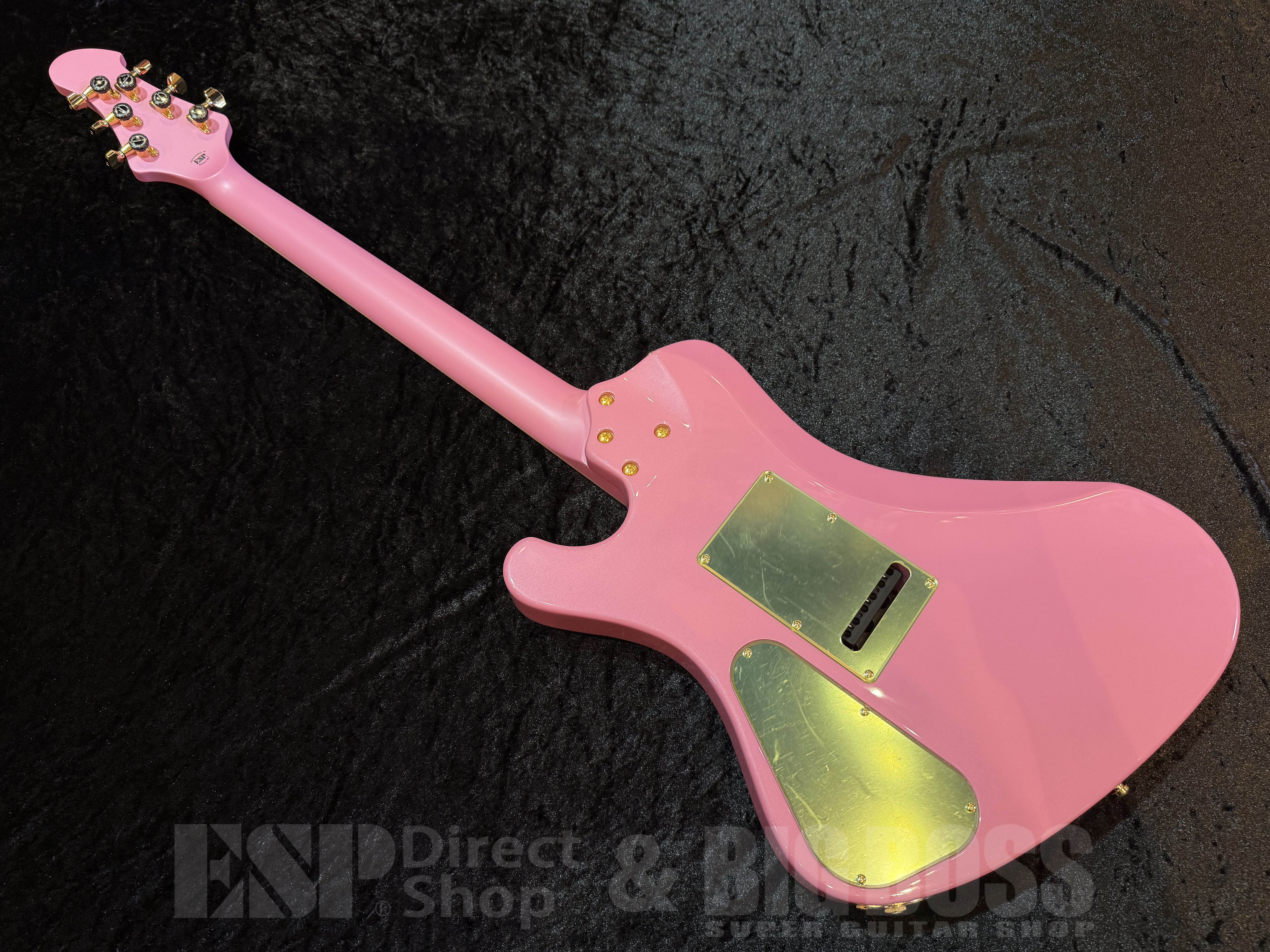 ギター ESP E-STREAM-Miku-Custom SAKURA Edition EDWARDS Platinumより、桜ミクをイメージしたE-STREAM-Miku