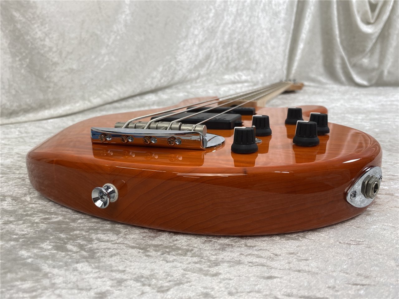 【即納可能】LAKLAND(レイクランド) SL44-94 Deluxe /Maple Finger Board (Amber Translucent) お茶の水駅前店(東京)