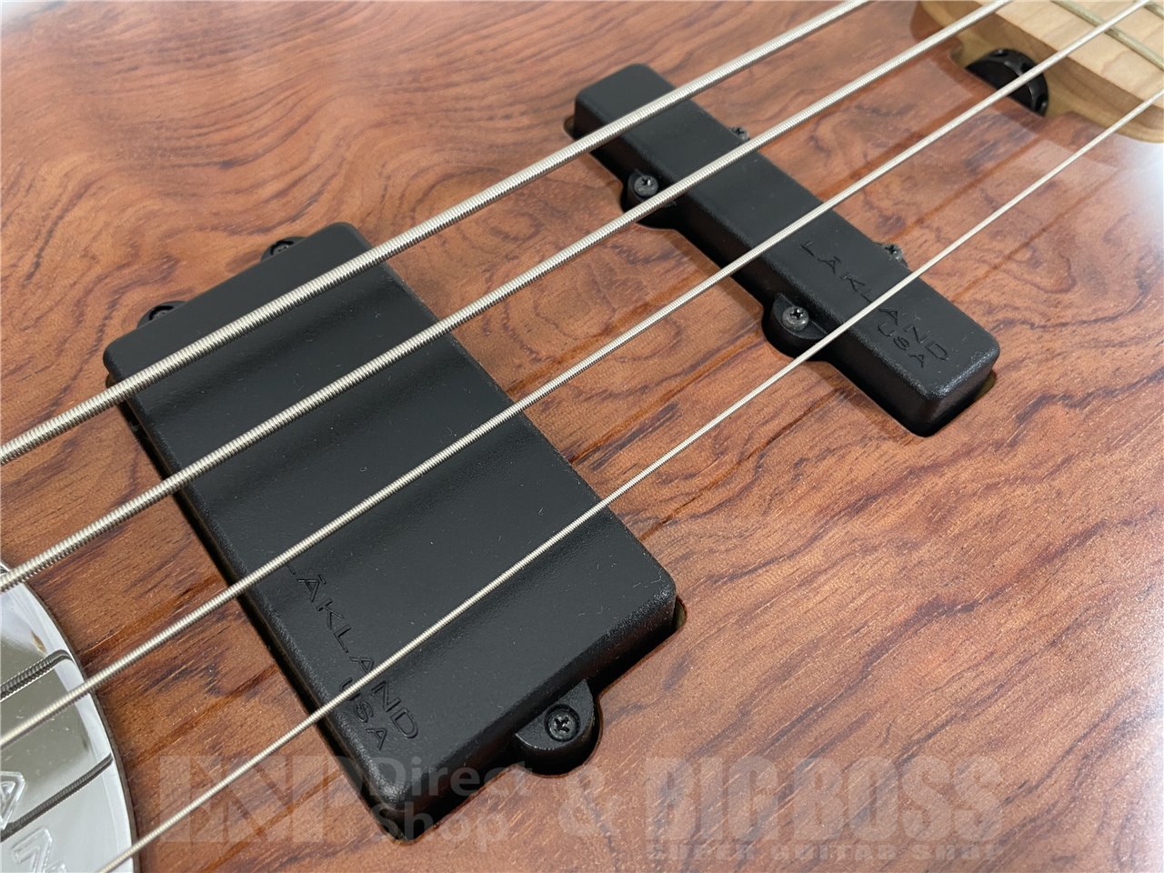 【即納可能】LAKLAND(レイクランド) SL44-94 Deluxe  Bubinga / Maple Finger Board (Snow White Sunburst) お茶の水駅前店(東京)