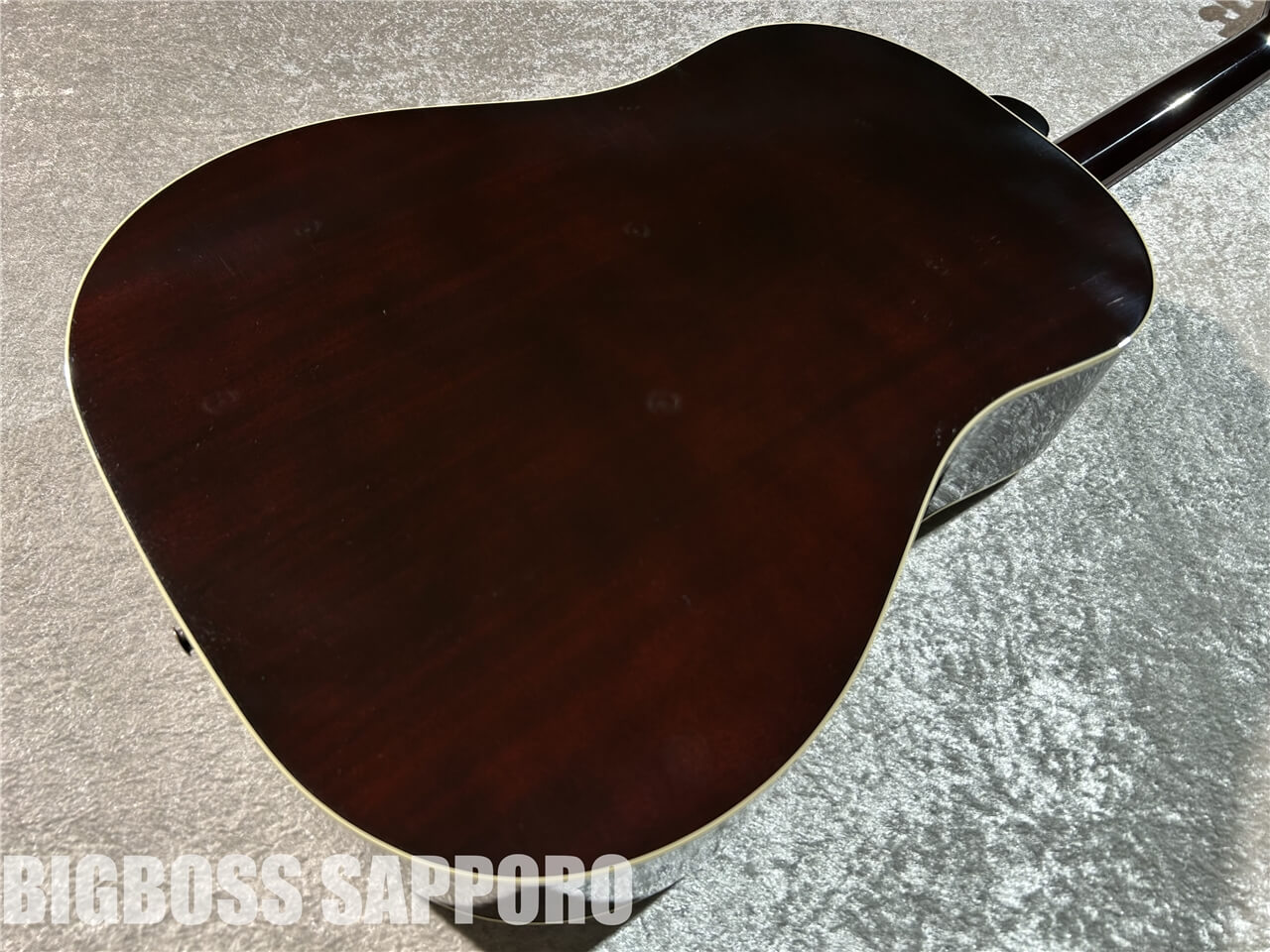 【即納可能】GIBSON(ギブソン) J-45 Standard Red Spruce (Triburst) 札幌店