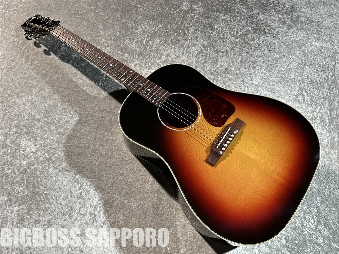 【即納可能】GIBSON(ギブソン) J-45 Standard Red Spruce (Triburst) 札幌店