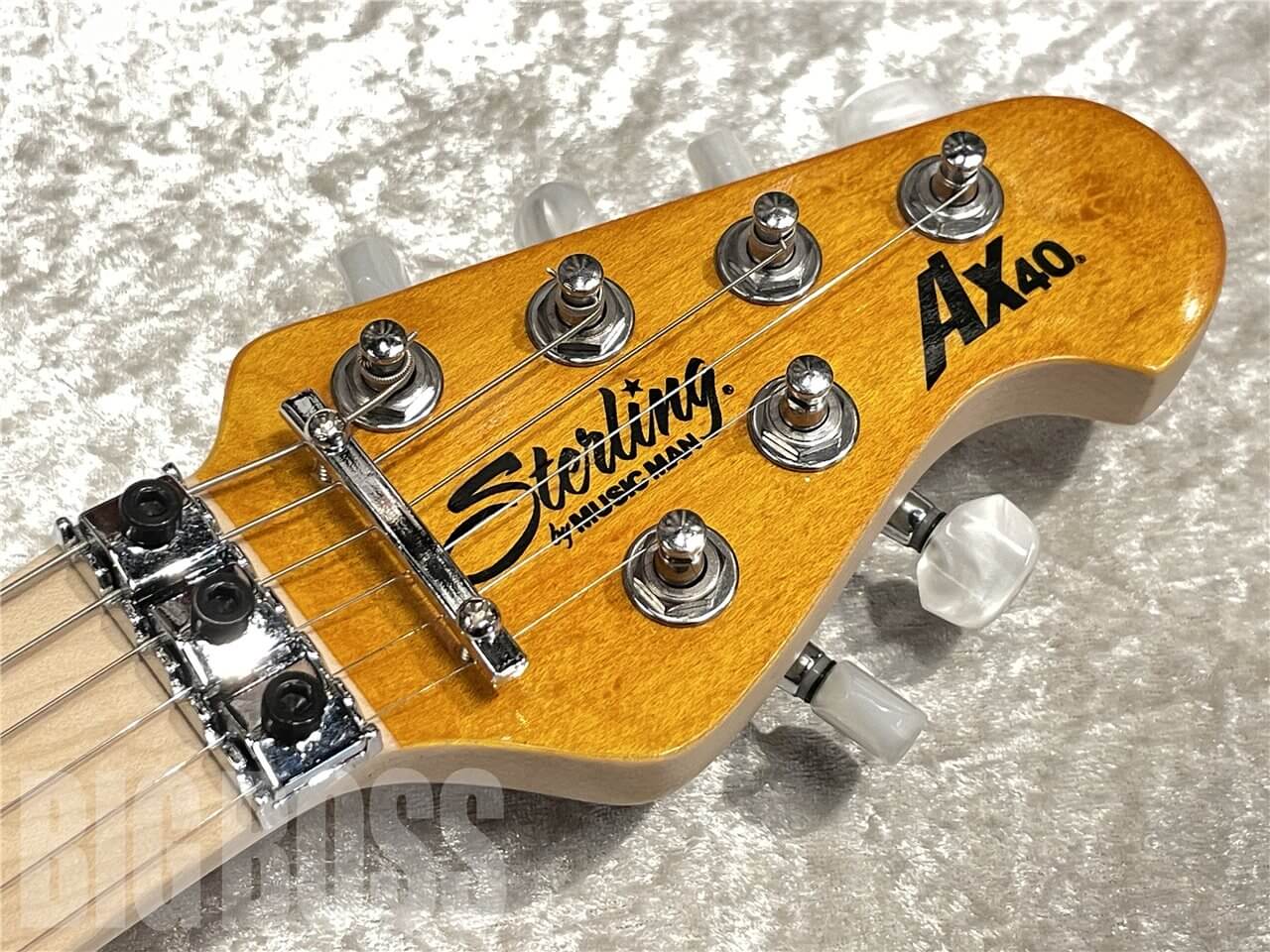 【即納可能】Sterling by MUSIC MAN（スターリンバイミュージックマン）AX40（Transparent Gold）　名古屋店