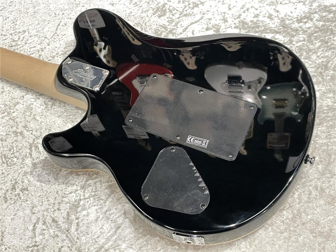 【即納可能】Sterling by MUSIC MAN（スターリンバイミュージックマン）AX40（Transparent Gold）　名古屋店