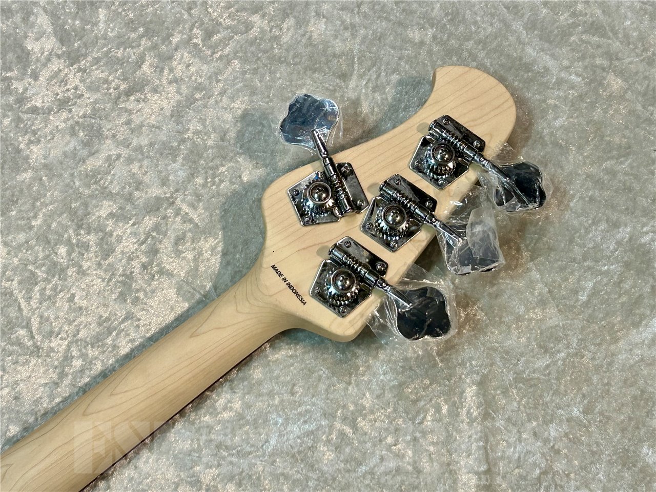 【即納可能】Sterling by MUSIC MAN SUB RAY4 (Pueblo Pink) 広島店