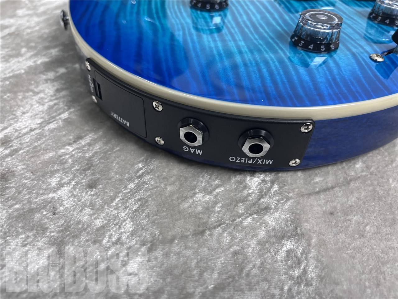 【即納可能】Paul Reed Smith (PRS/ポールリードスミス) SE Custom 24 Semi-Hollow Piezo / Lake Blue お茶の水駅前店・別館