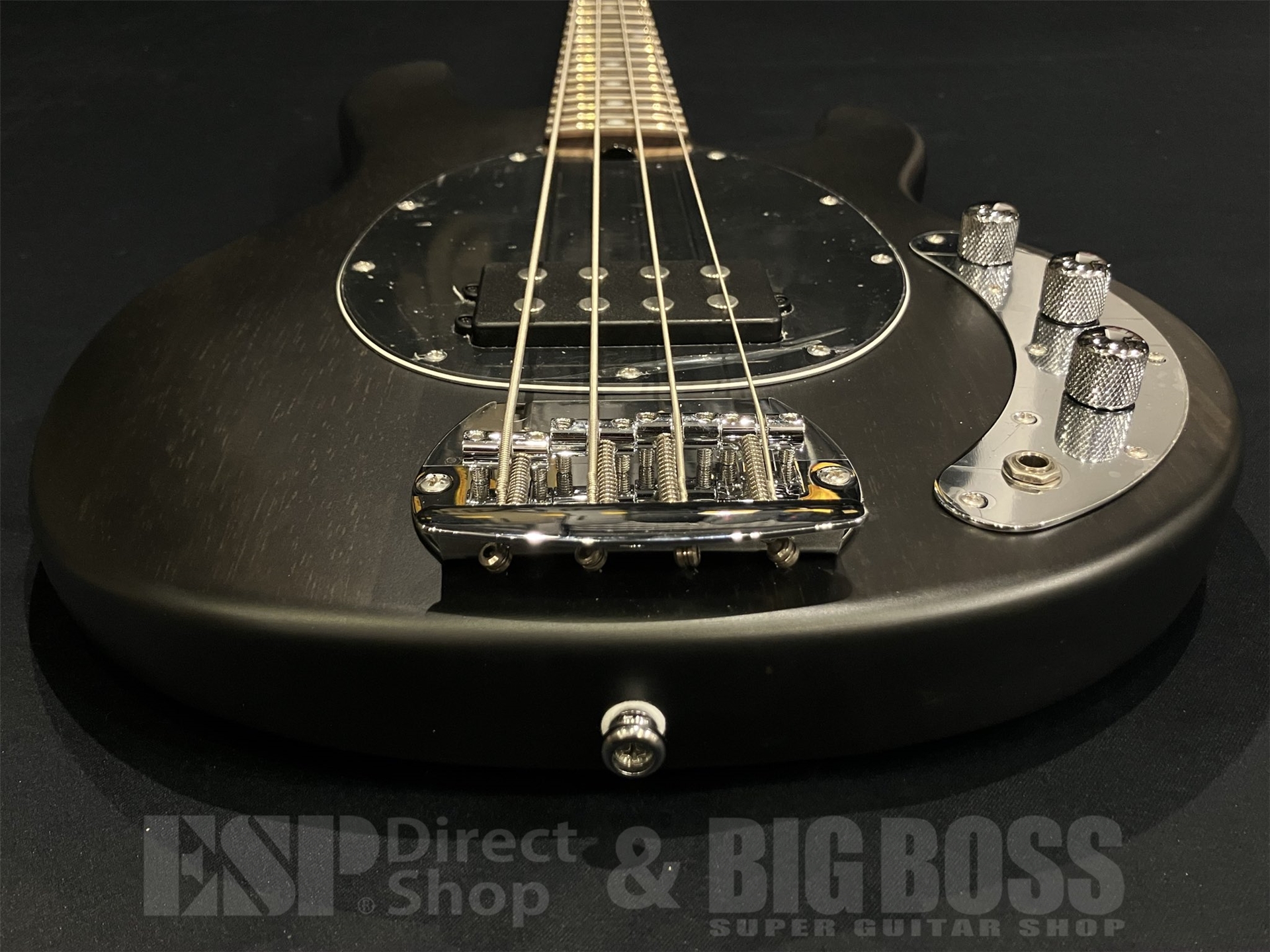【即納可能】Sterling by MUSIC MAN(スターリンバイミュージックマン) SUB STINGRAY RAY4 / Trans Black Satin 京都店