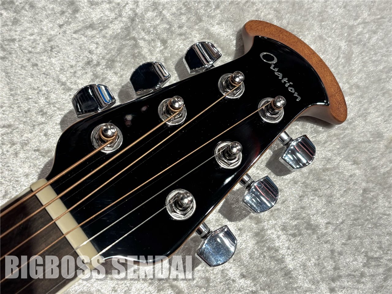 【即納可能】Ovation CE44X-9B-G 仙台店