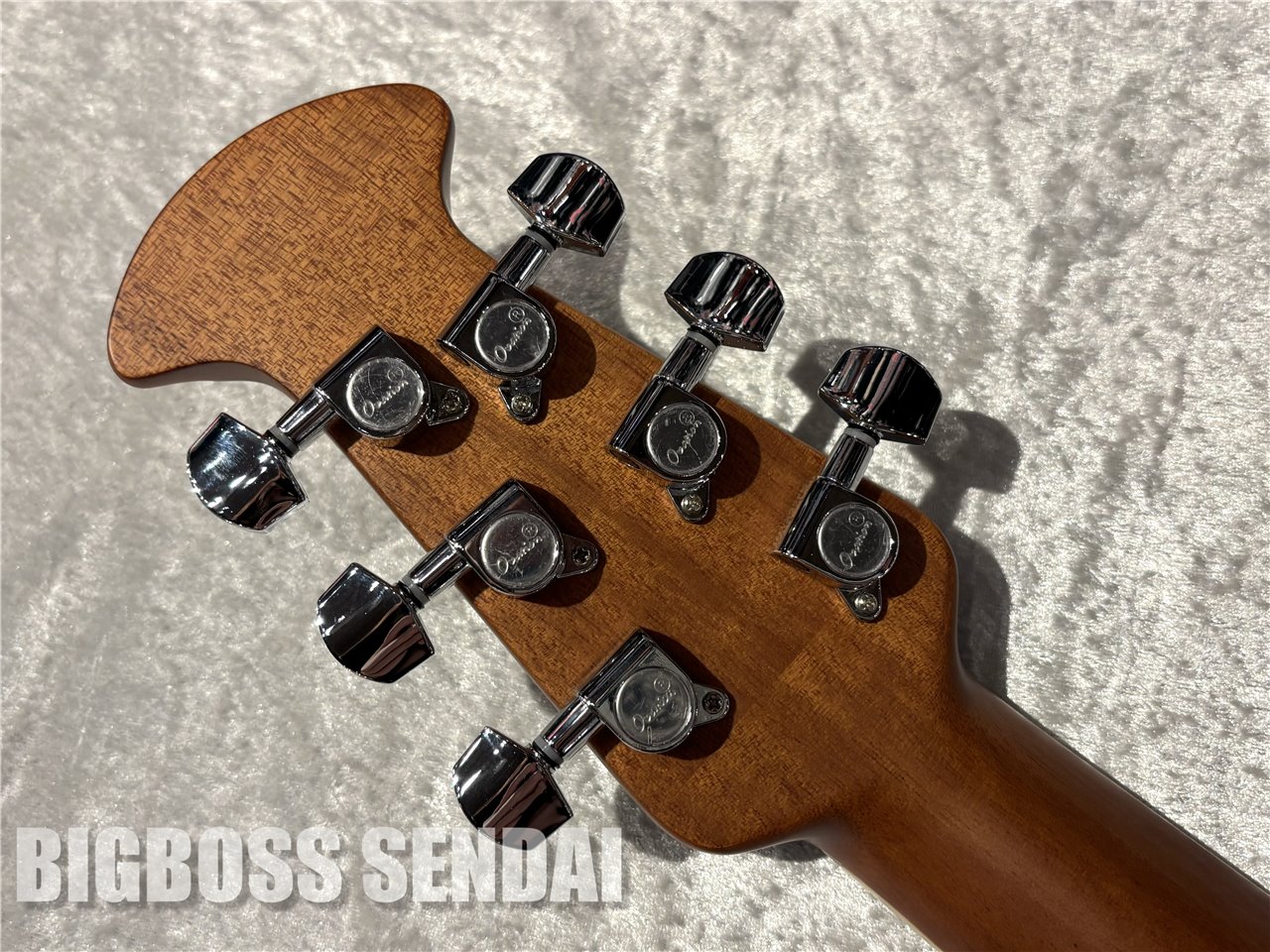 【即納可能】Ovation CE44X-9B-G 仙台店