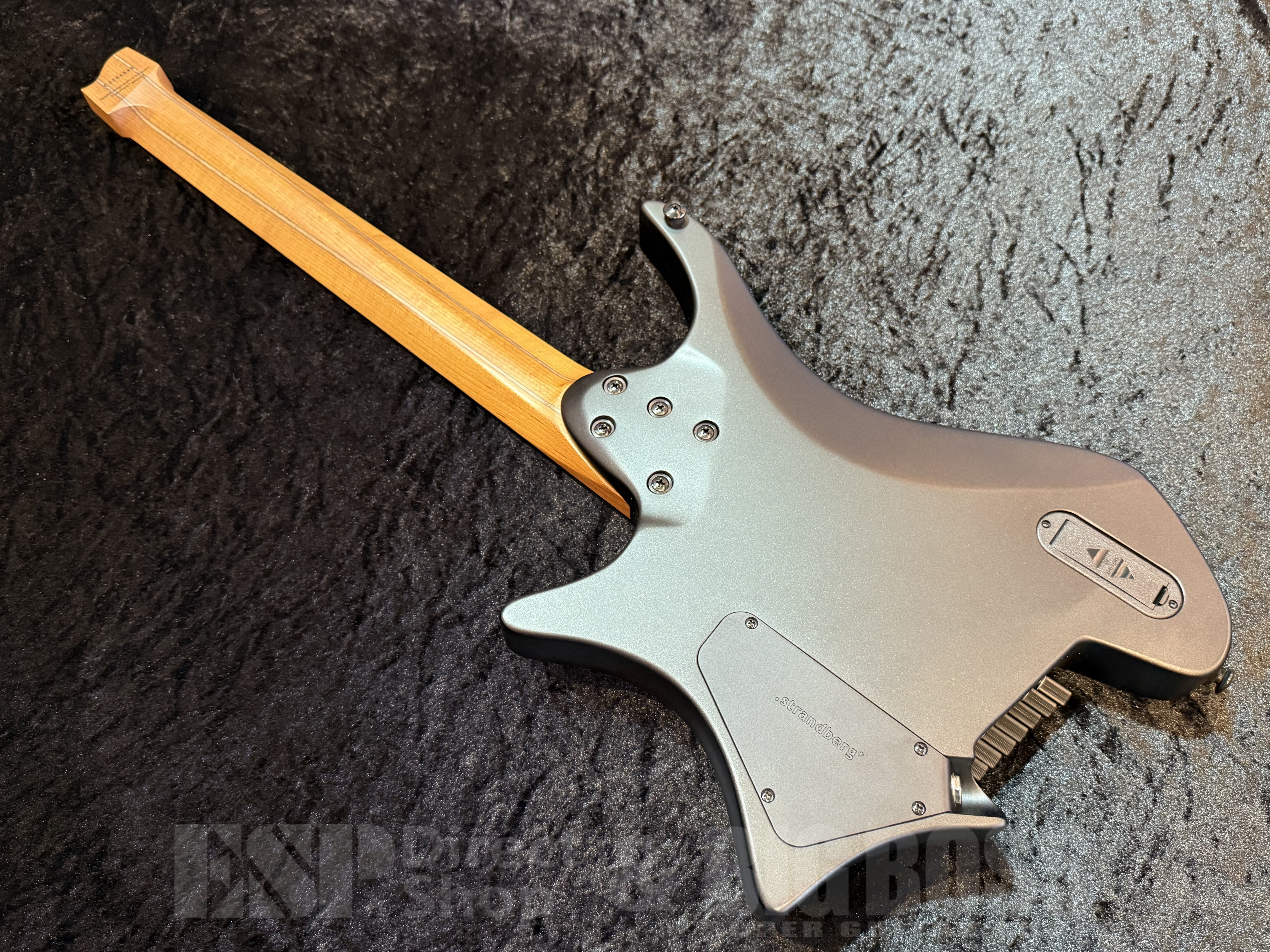 【即納可能】strandberg （ストランドバーグ）  Boden Metal NX 7 【Black Granite】 福岡店