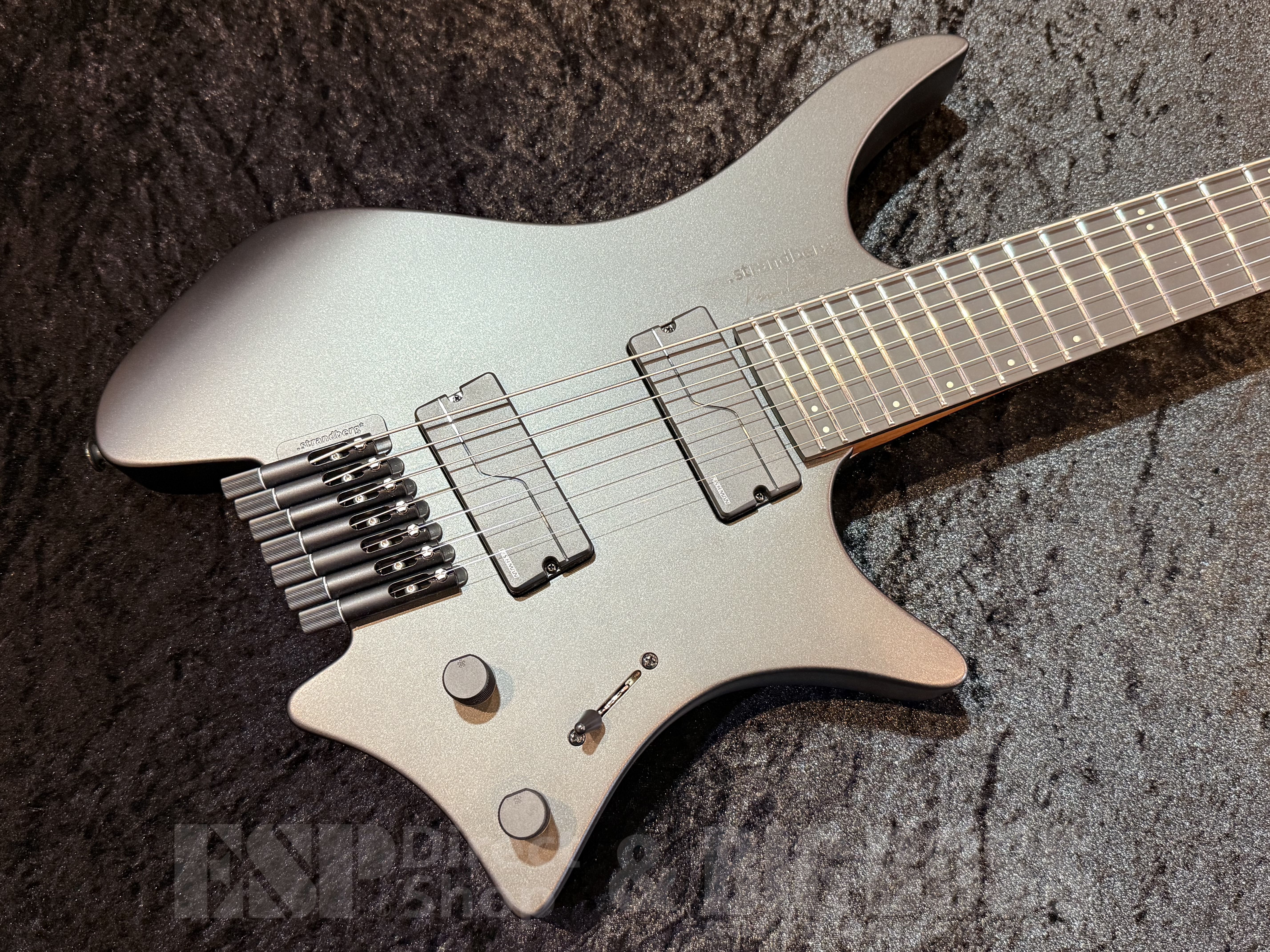 【即納可能】strandberg （ストランドバーグ）  Boden Metal NX 7 【Black Granite】 福岡店