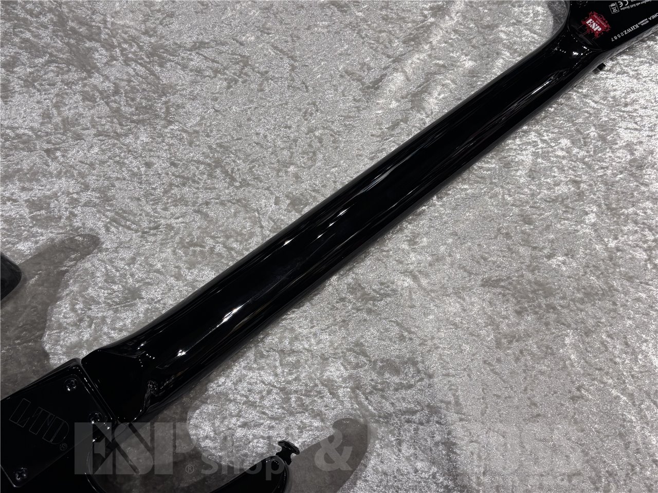 【即納可能】LTD(エルティーディー) KH-WZ (Black w/ WHITE ZOMBIE Graphic) 広島店