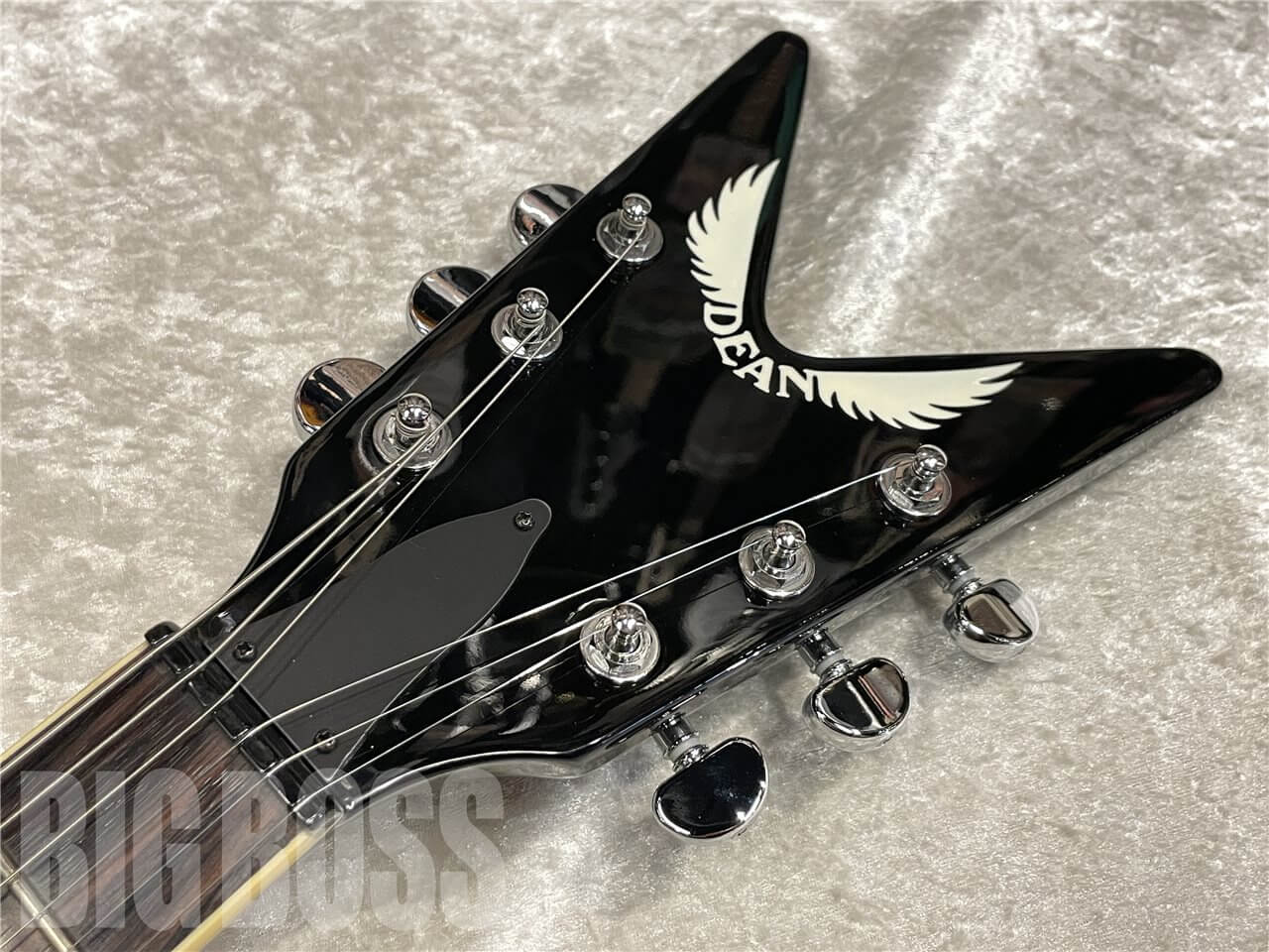 【即納可能】DEAN（ディーン）V 79（Classic Black）　名古屋店