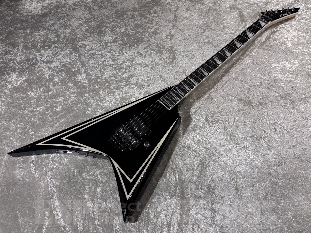 【即納可能】EDWARDS(エドワーズ) E-ALEXI SAWTOOTH /  Black with White Pin Stripe (Alexi Laiho Model) 広島店