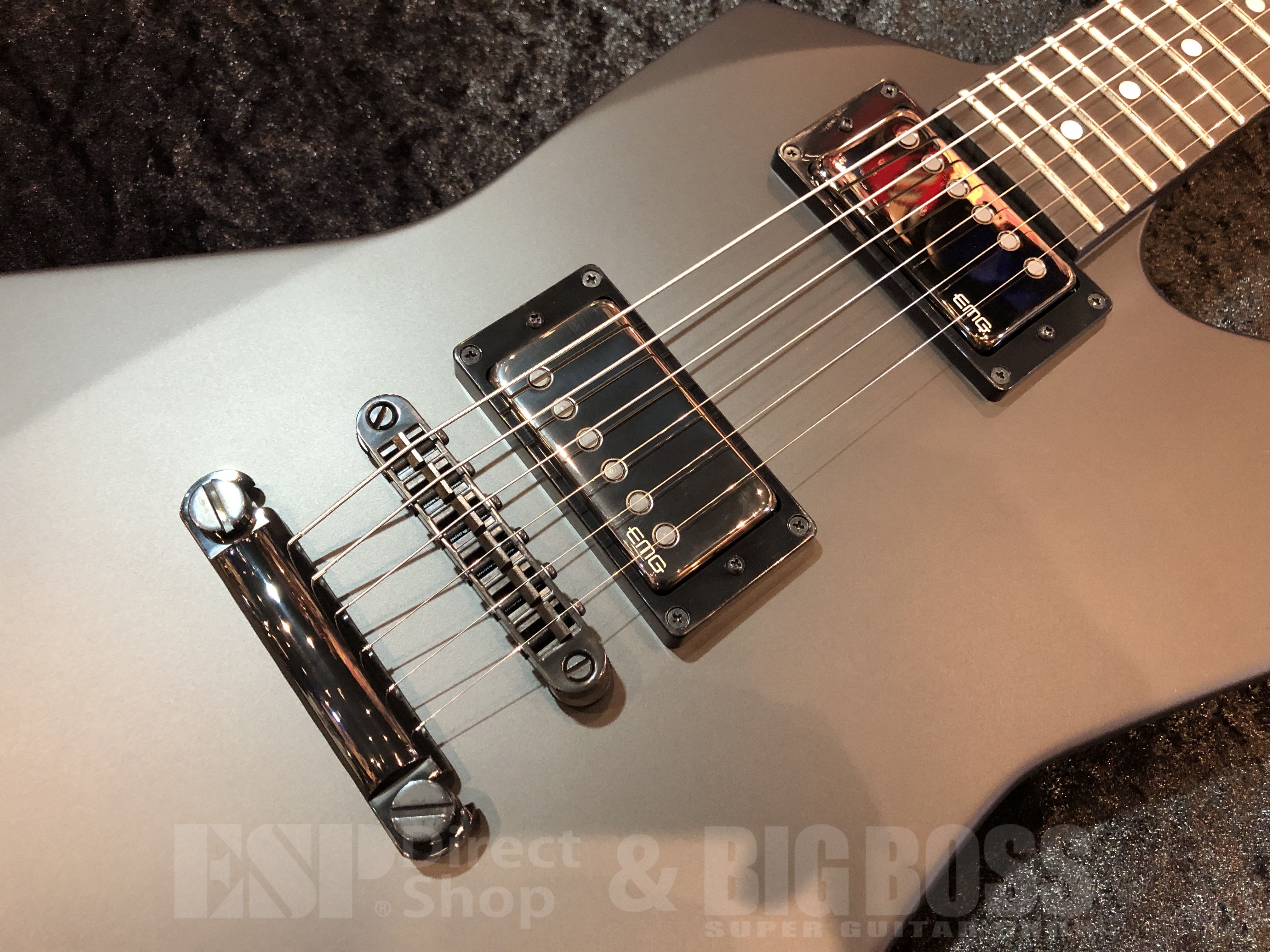 【即納可能】 ESP （イーエスピー）SNAKEBYTE【Black Satin】【METALLICA James Hetfield Signature Model】 福岡店