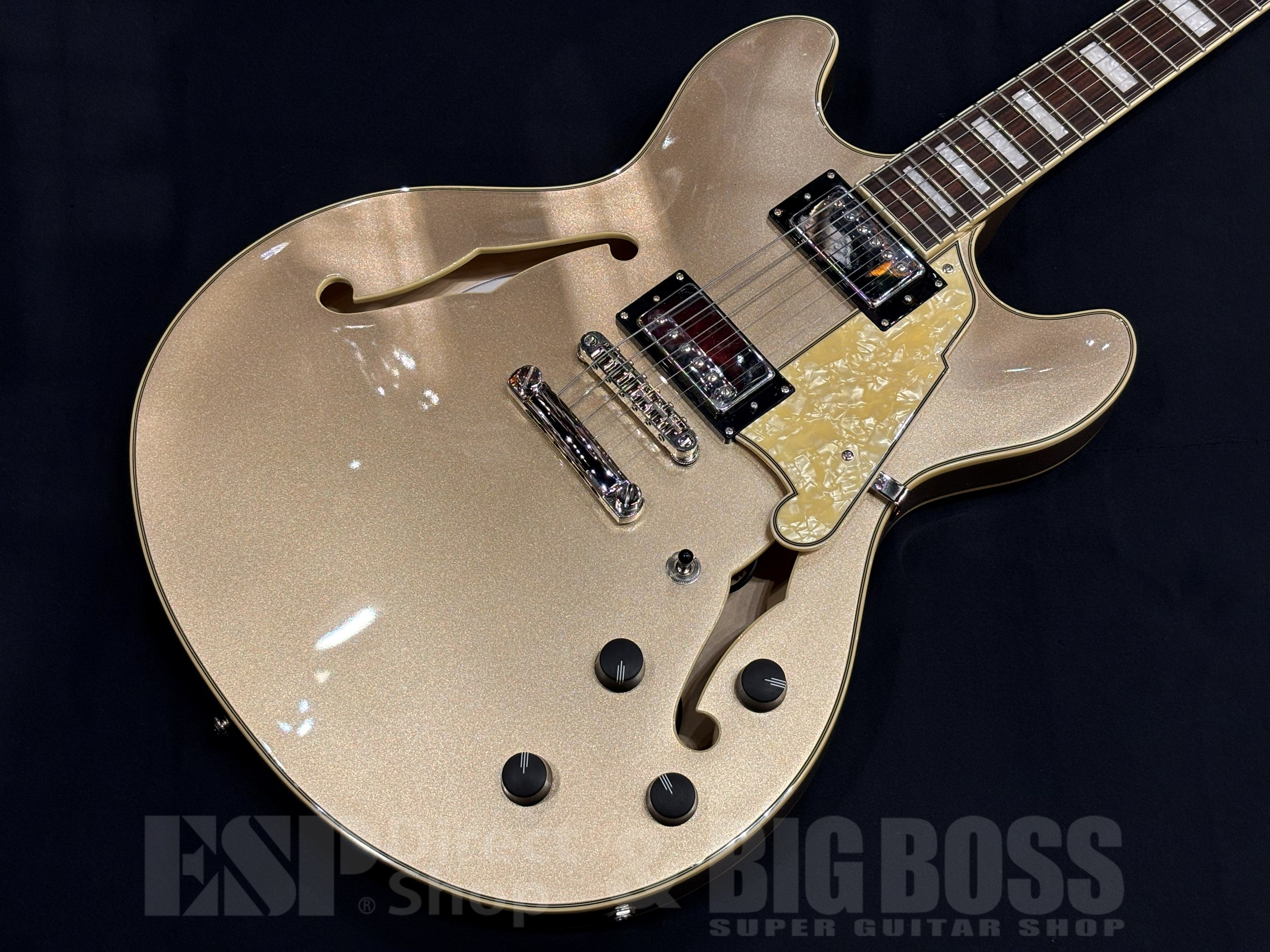 【即納可能】D'Angelico(ディアンジェリコ) Premier DC / Desert Gold 大阪店