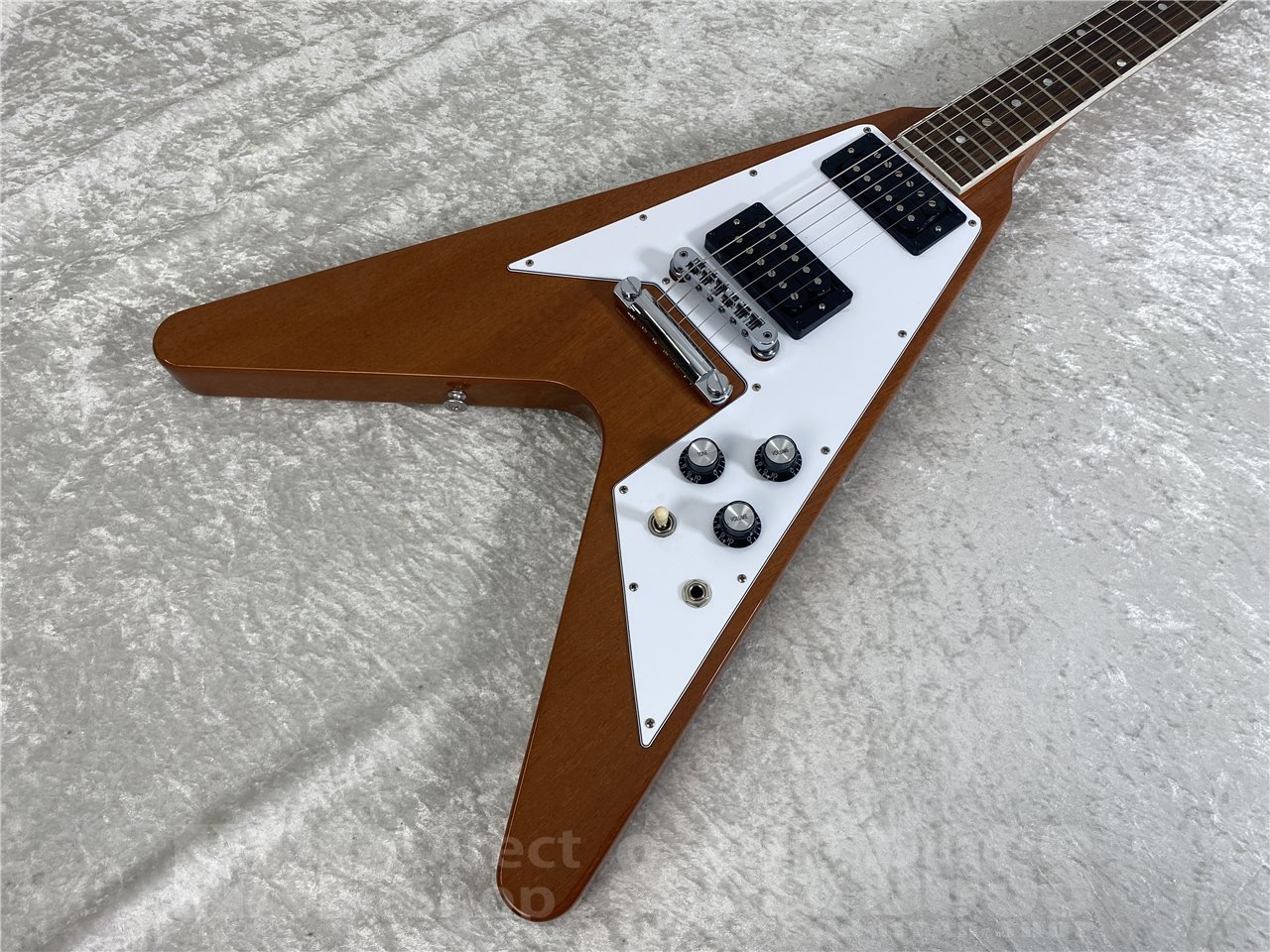 【即納可能】 Gibson(ギブソン) 70s Flying V (Antique Natural) お茶の水駅前店(東京)