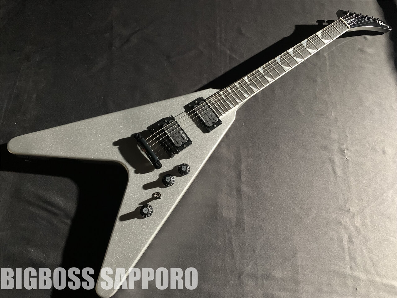 【即納可能】Gibson(ギブソン) Dave Mustaine Flying V EXP (Metallic Silver) 札幌店