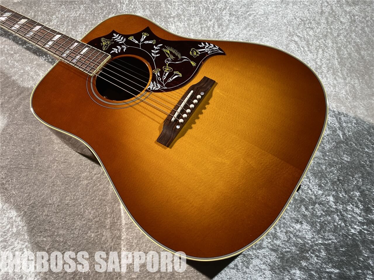 【即納可能】GIBSON(ギブソン) Hummingbird Original (Heritage Cherry Sunburst) 札幌店