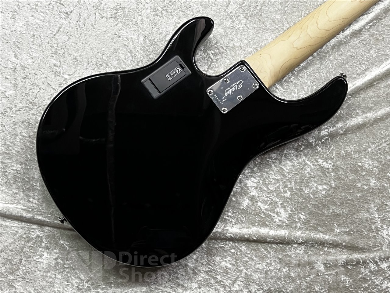 【即納可能】Sterling by MUSIC MAN SUB RAY5 (Black) 広島店