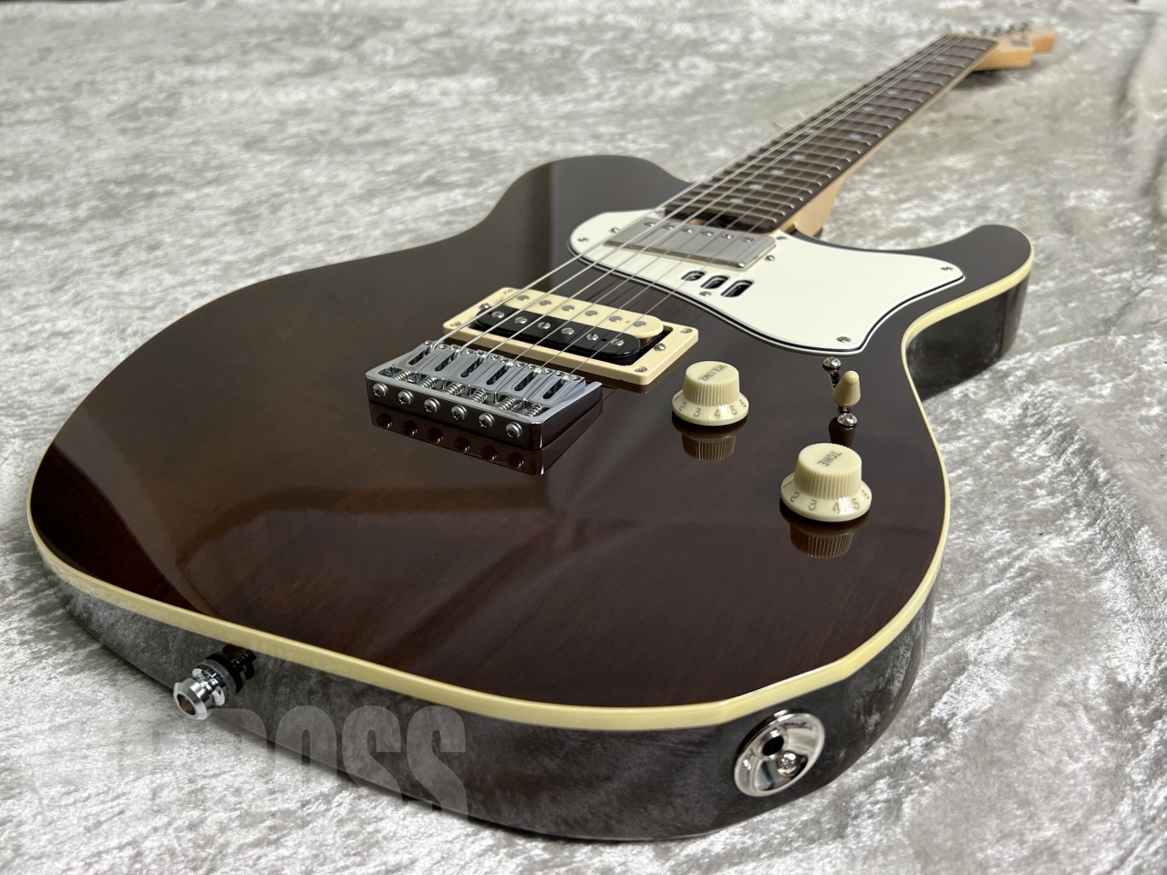 【受注生産】ESP(イーエスピー) THROBBER-STD (Smorky Brown)