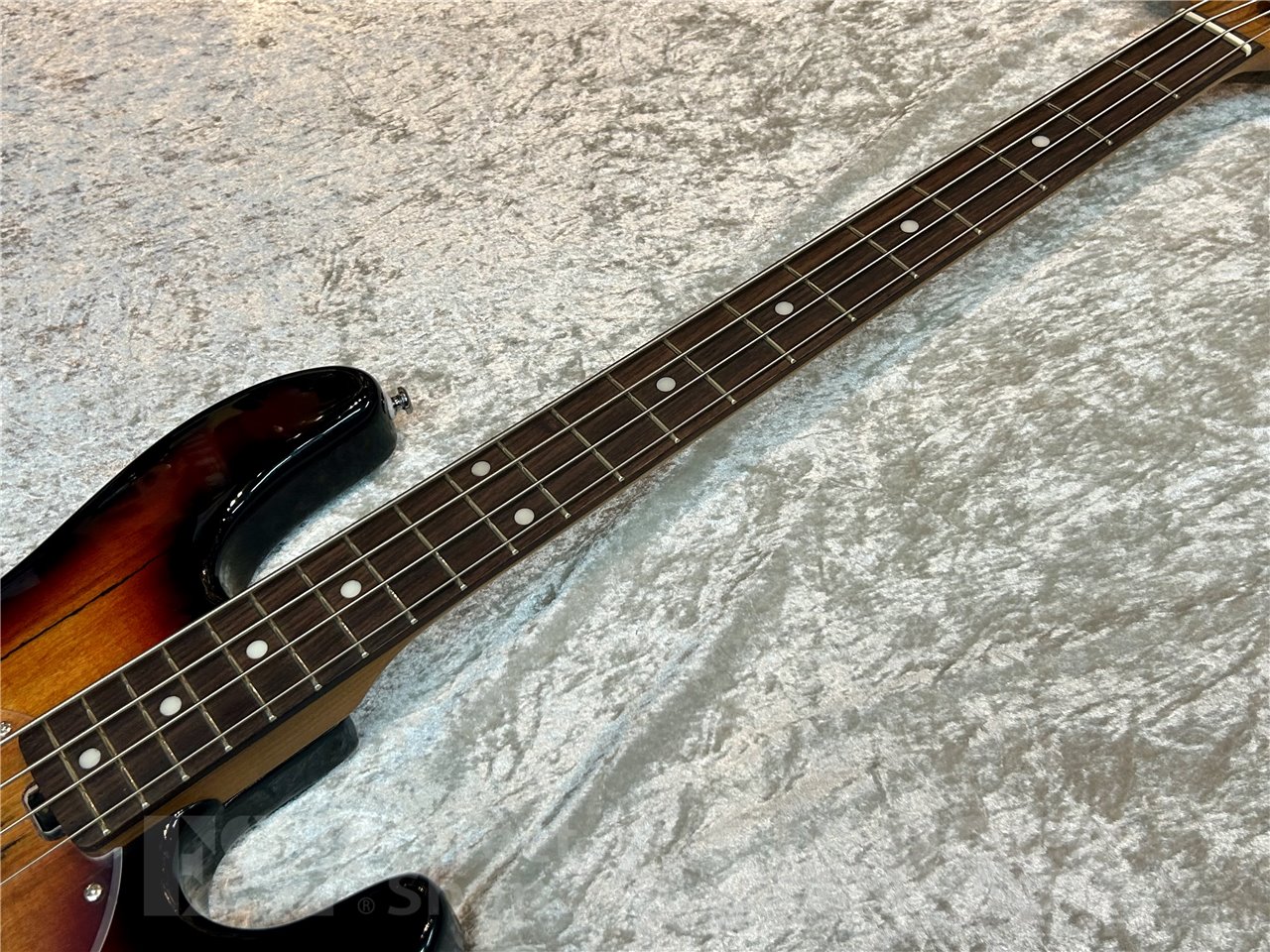 【即納可能】Sterling by MUSIC MAN(スターリンバイミュージックマン) RAY34SM (3 Tone Sunburst) 広島店