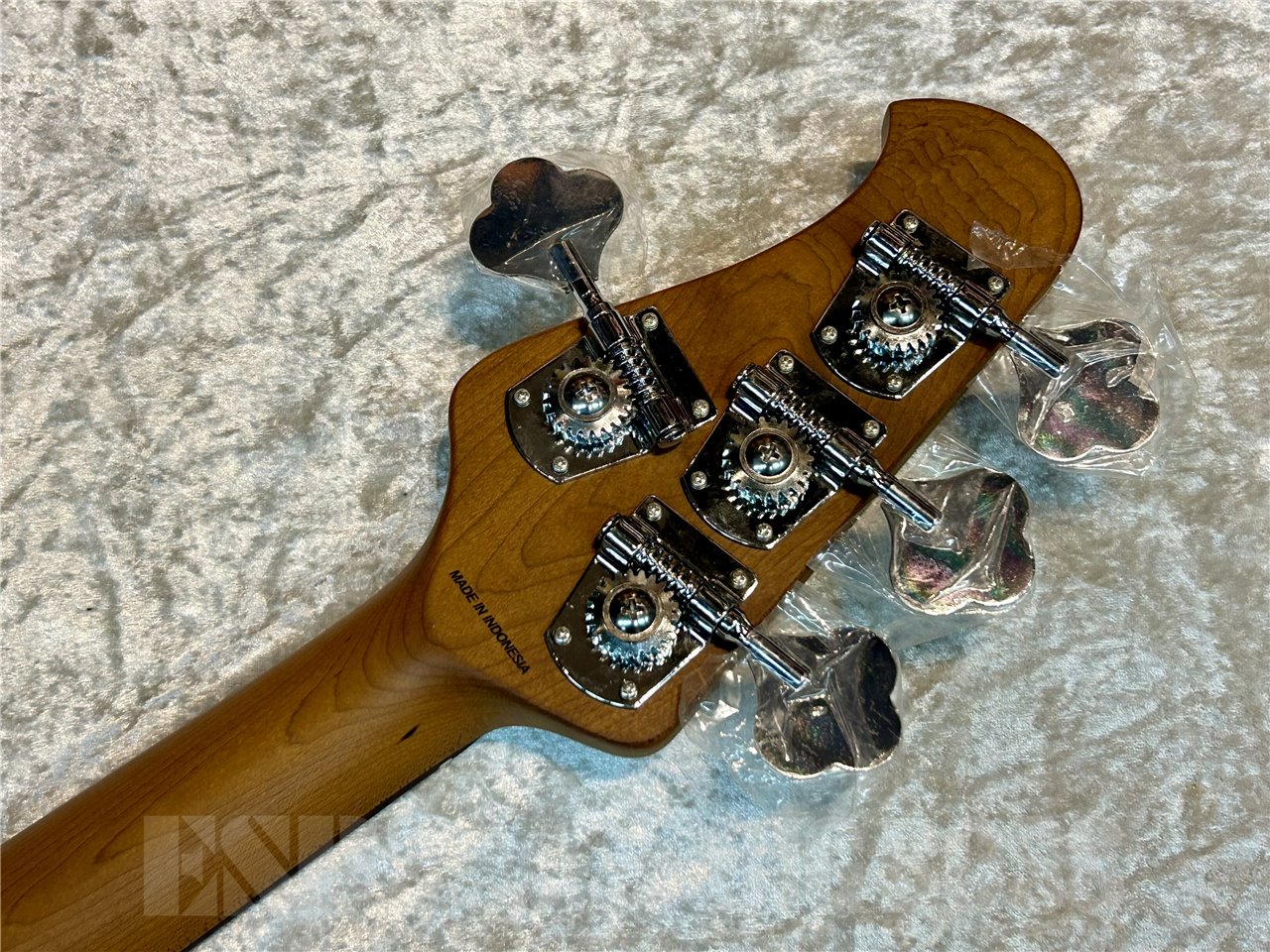 【即納可能】Sterling by MUSIC MAN(スターリンバイミュージックマン) RAY34SM (3 Tone Sunburst) 広島店