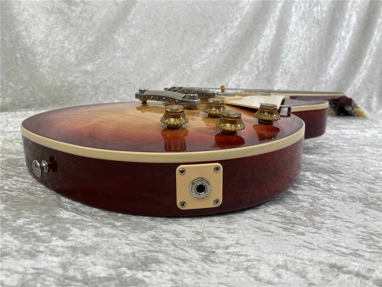 【即納可能】 Gibson(ギブソン) Les Paul Standard 50s (Heritage Cherry Sunburst) お茶の水駅前店(東京)