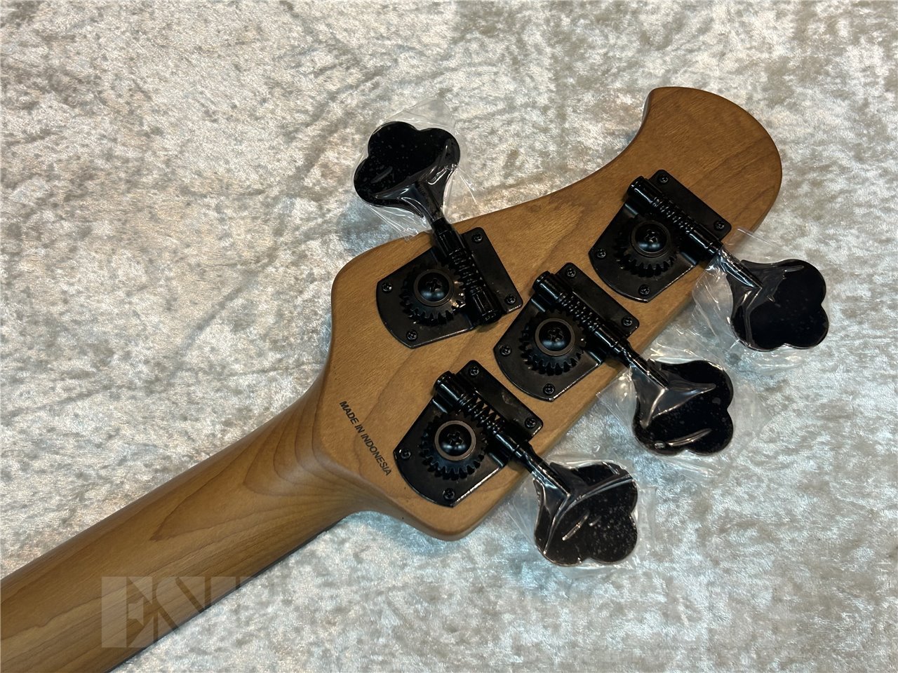 【即納可能】Sterling by MUSIC MAN(スターリンバイミュージックマン) DarkRay (Black)広島店