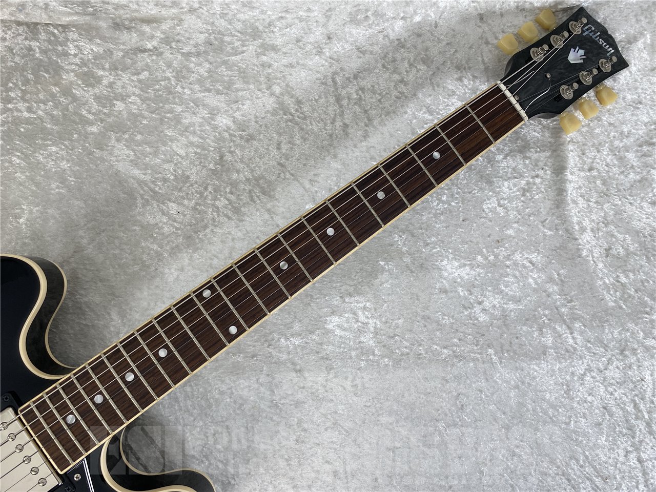 【即納可能】Gibson(ギブソン) ES-335(Vintage Burst) お茶の水駅前店(東京)