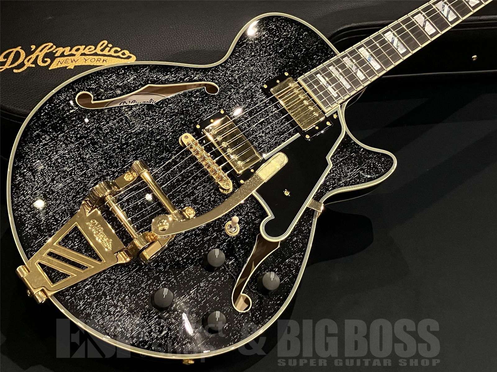 【即納可能】D'Angelico(ディアンジェリコ) Excel SS Shield Tremolo Black Dog 京都店