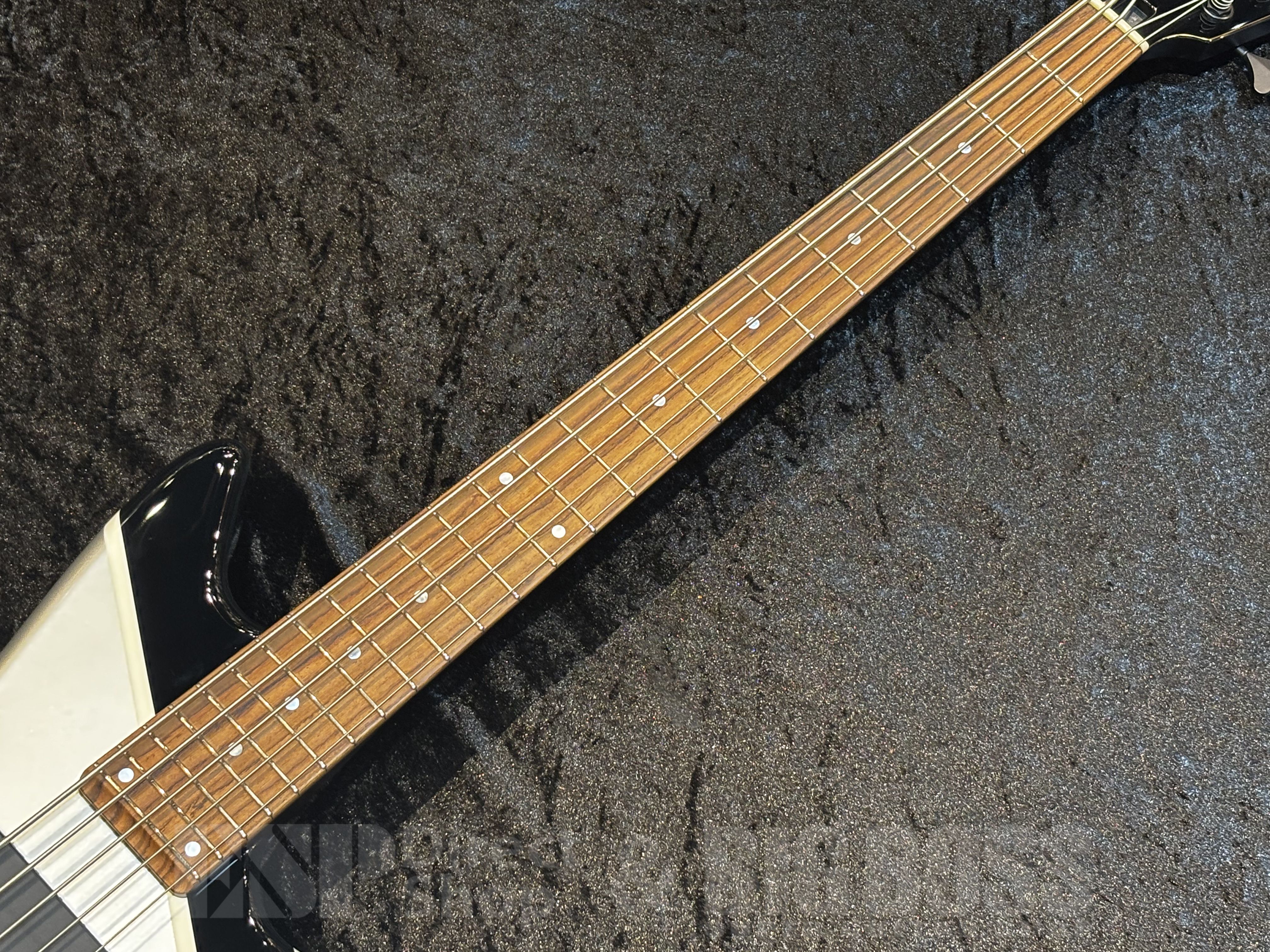 【即納可能】 ESP （イーエスピー）D-TT -TRICK STAR-【Black Rising Sun】【DIR EN GREY Toshiya Signature Model】 福岡店