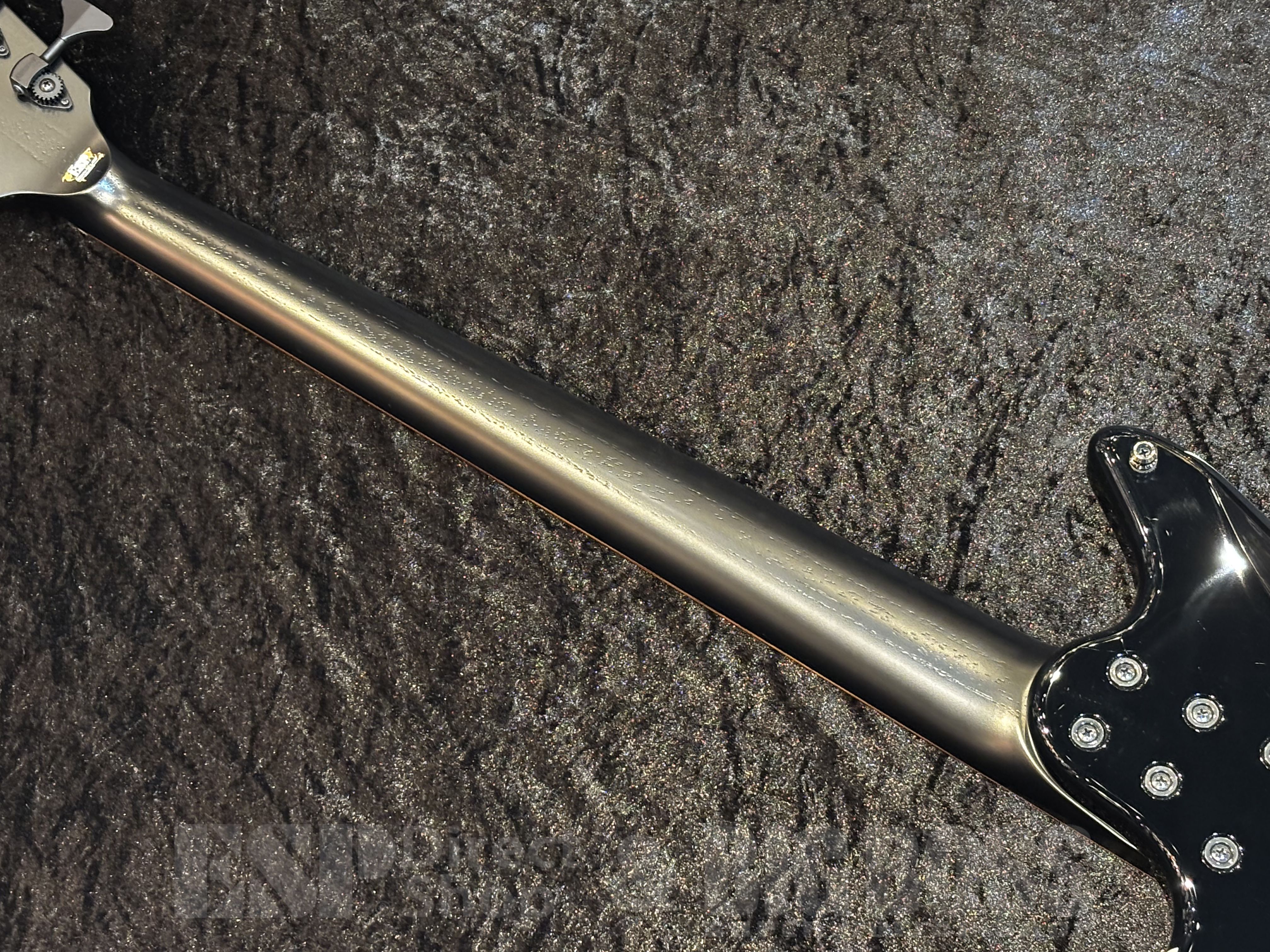 【即納可能】 ESP （イーエスピー）D-TT -TRICK STAR-【Black Rising Sun】【DIR EN GREY Toshiya Signature Model】 福岡店