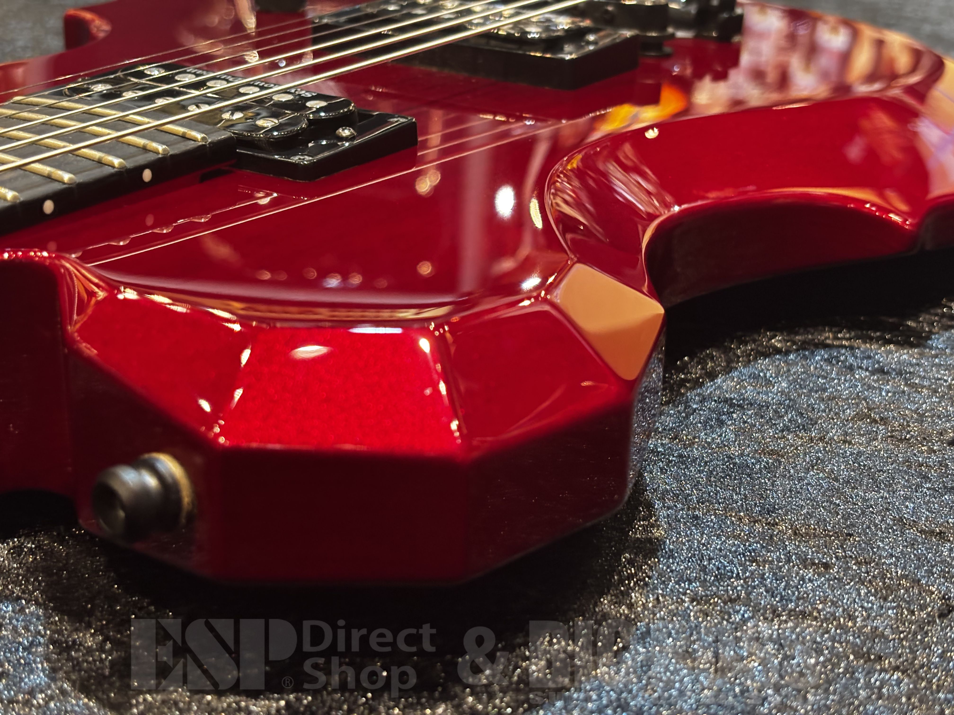 【即納可能】 ESP （イーエスピー）D-DR【See Thru Metallic Dark Red】【DIR EN GREY Die Signature Model】 福岡店