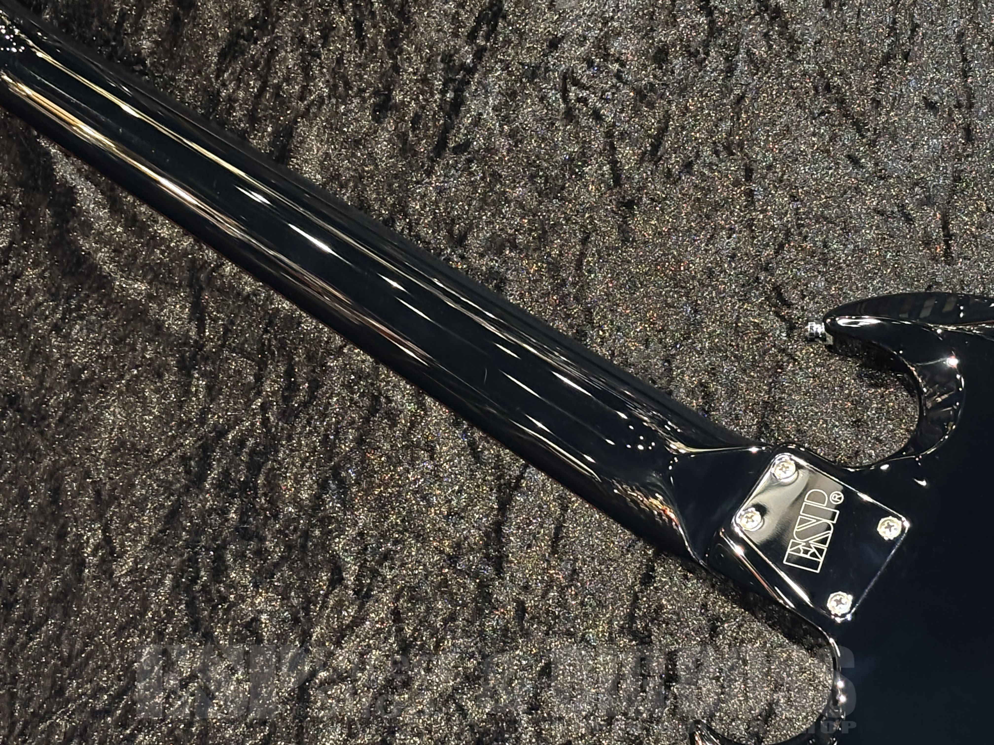 【即納可能】ESP(イーエスピー)D-KV-7st (DIR EN GREY 薫モデル)福岡店