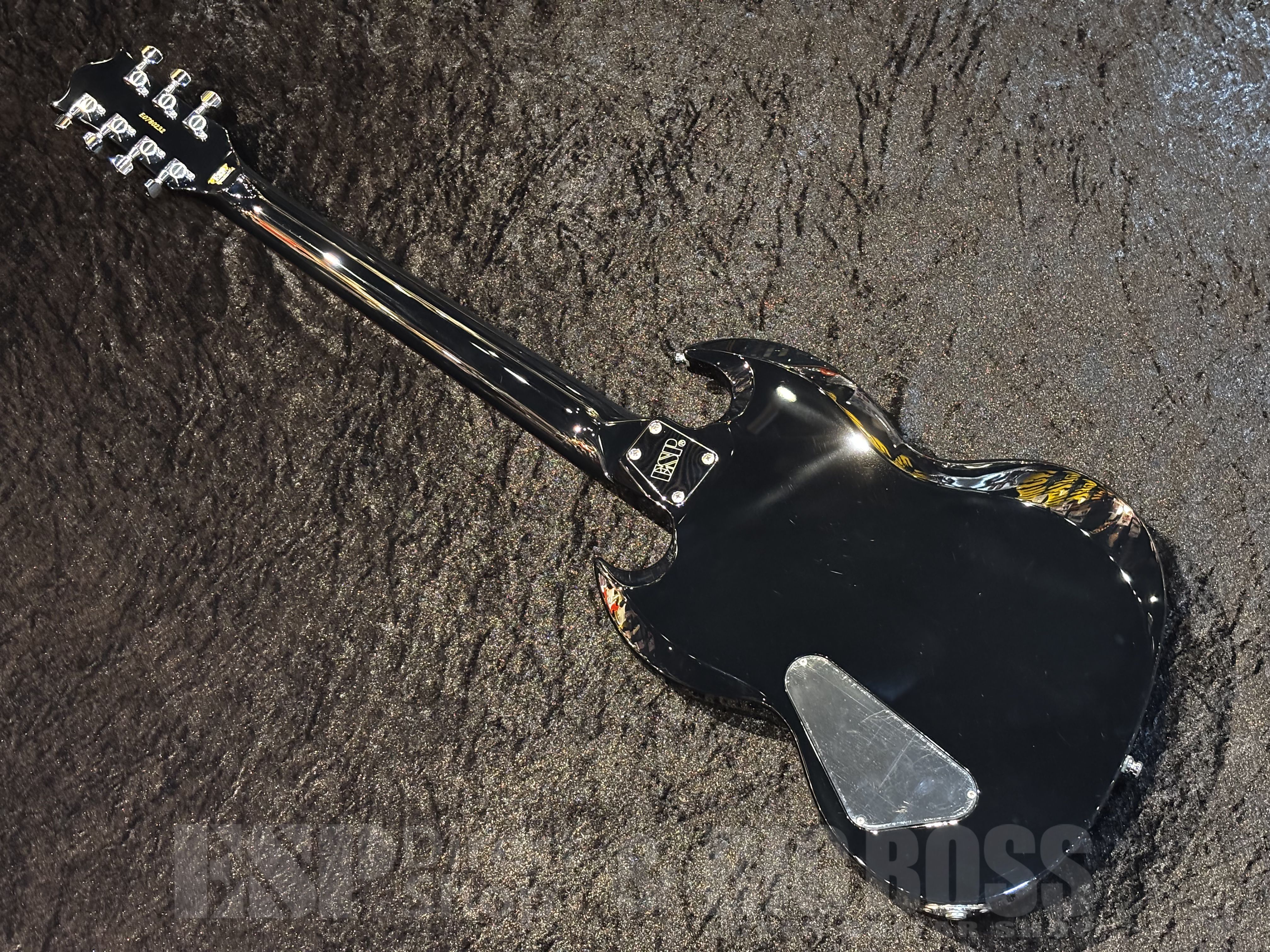 【即納可能】ESP(イーエスピー)D-KV-7st (DIR EN GREY 薫モデル)福岡店