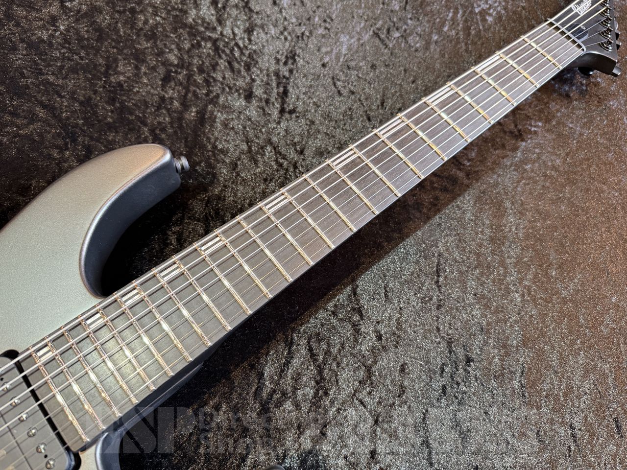 【即納可能】EDWARDS（エドワーズ）E-M-II-7【Metallic Black Satin】福岡店