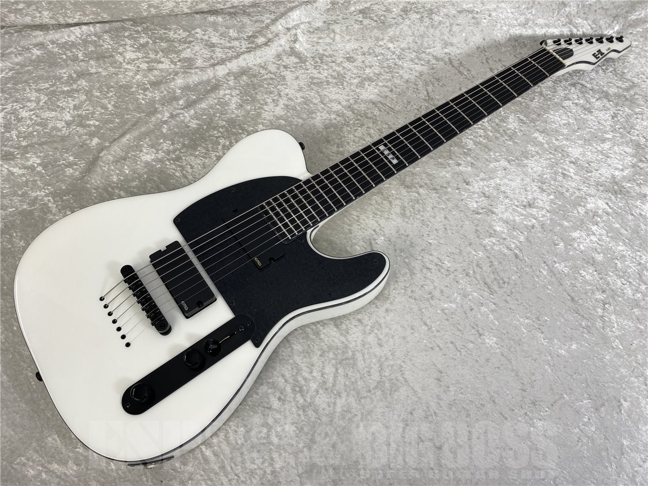 【即納可能】E-II(イーツー) T-B7 / Snow White お茶の水駅前店 (東京)