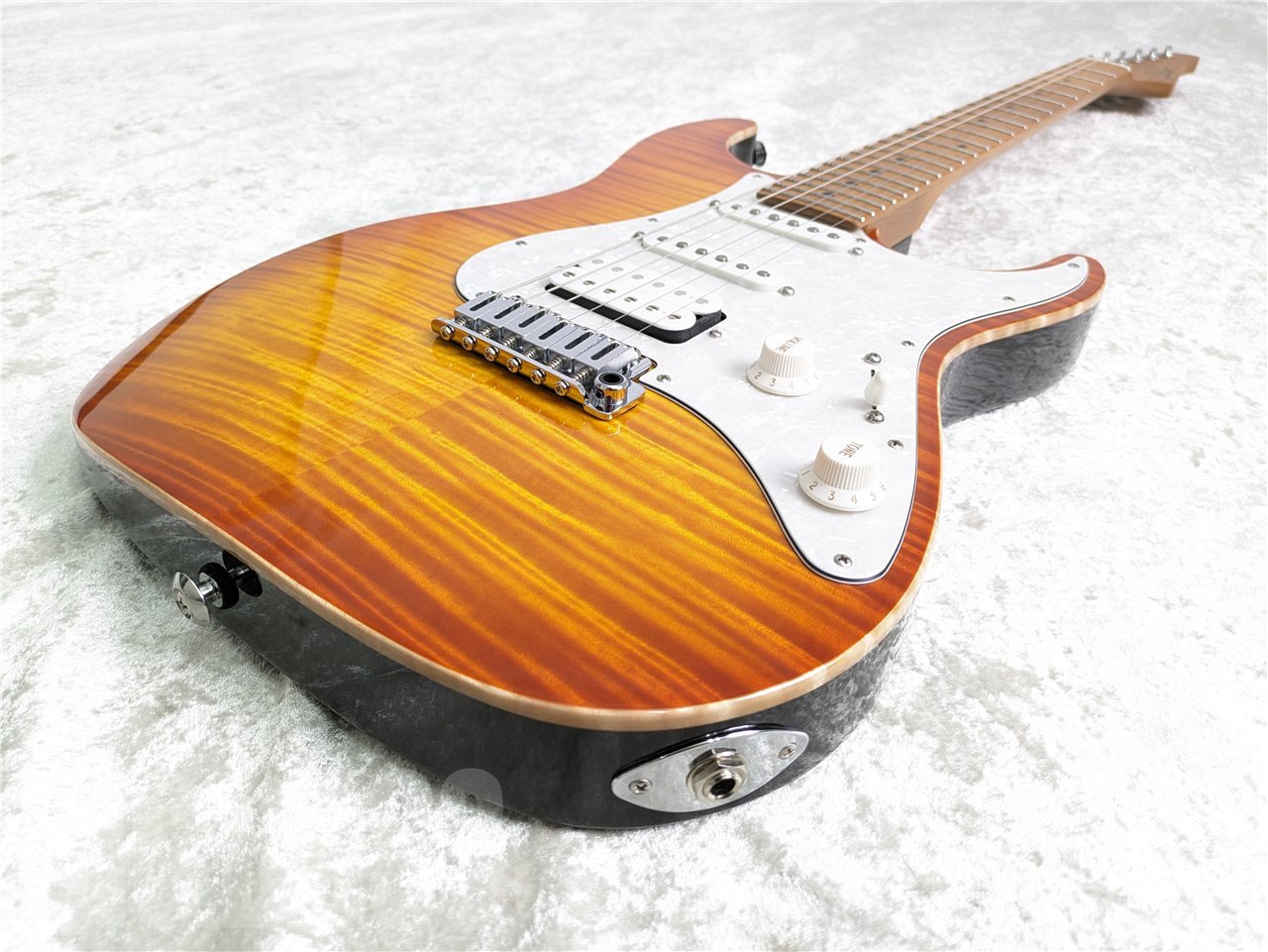 即納可能】Suhr(サー) JST Standard Plus / Trans Honey Amber Burst 