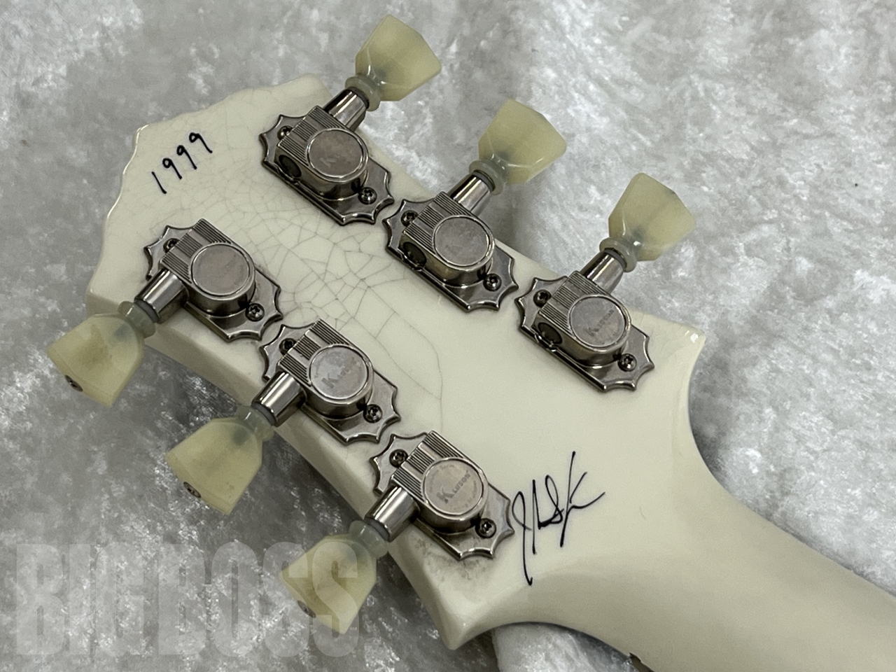 【即納可能】Knaggs Guitars(ナッグスギターズ) KENAI "J" P2 Creme Relic #1999 お茶の水駅前店(東京)