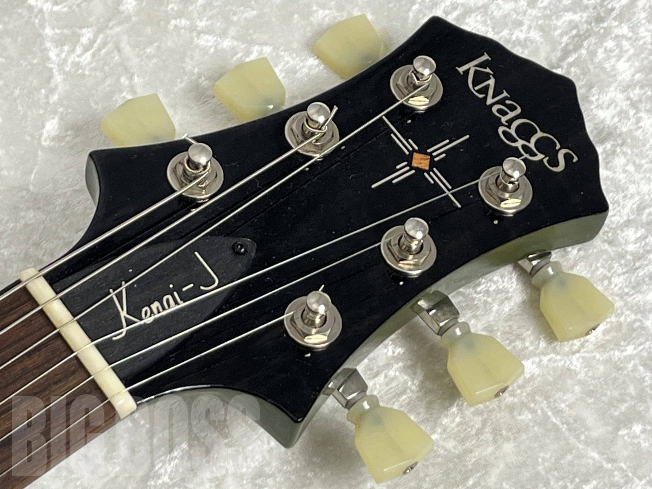 【即納可能】Knaggs Guitars(ナッグスギターズ) KENAI "J" H2 Olive Drub Relic #2000 お茶の水駅前店(東京)