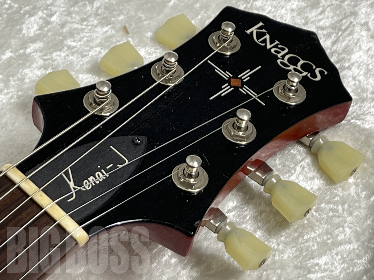 【即納可能】Knaggs Guitars(ナッグスギターズ) KENAI "J" H2 VINTAGE CHERRY Relic #2001 お茶の水駅前店(東京)