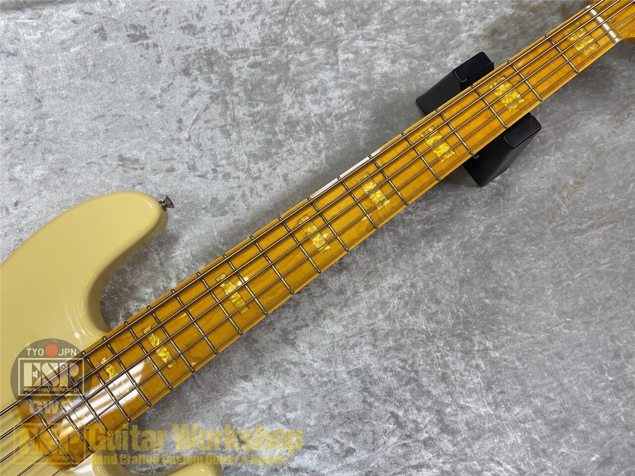 【即納可能】Markbass MAK-B/GV5/C-M CREAM GWS