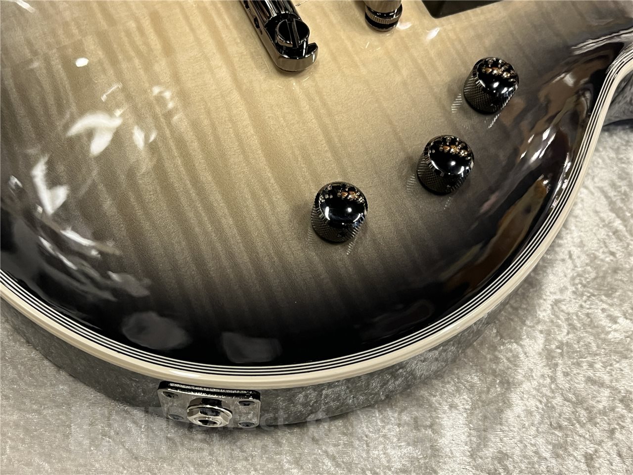 【即納可能】E-II(イーツー) EC FM FT EMG（Black Natural Burst）　名古屋店 - 4