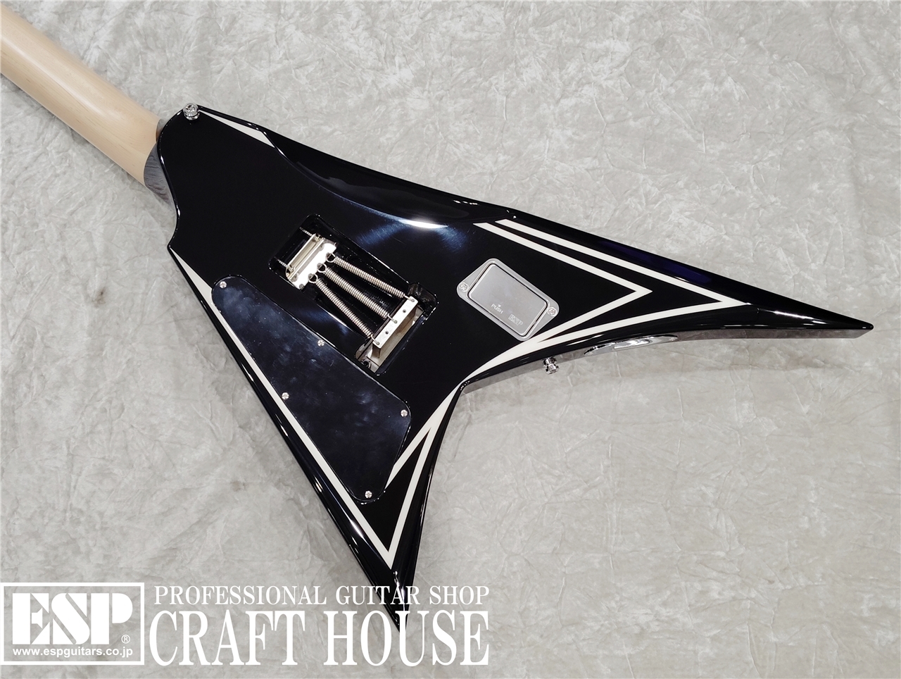 【即納可能】EDWARDS E-ALEXI SAWTOOTH / Black with White Pin Stripe 渋谷店