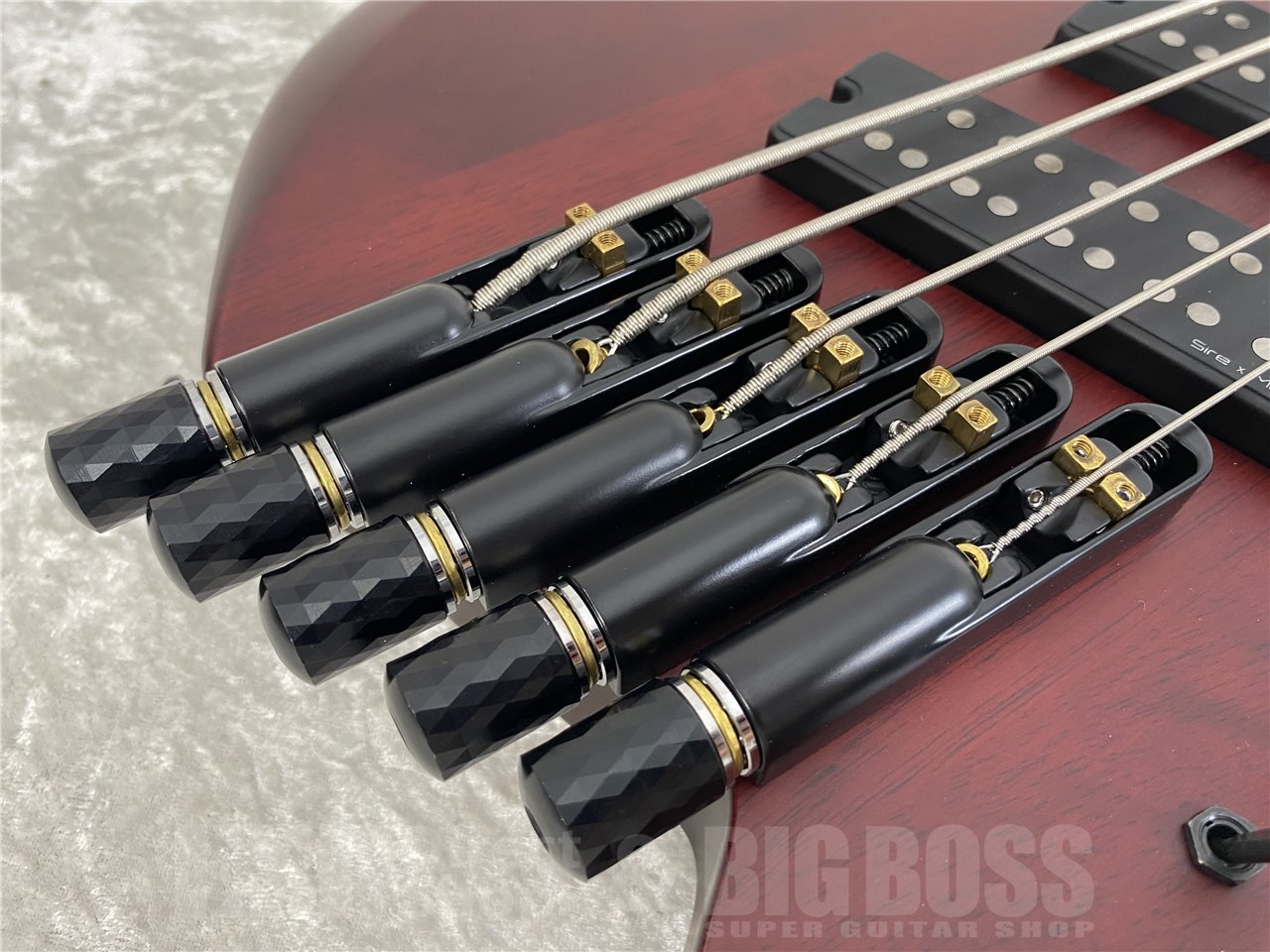 【即納可能】Sire(サイアー) Marcus Miller M6 5-String Headless (Mahogany Satin) お茶の水駅前店(東京)