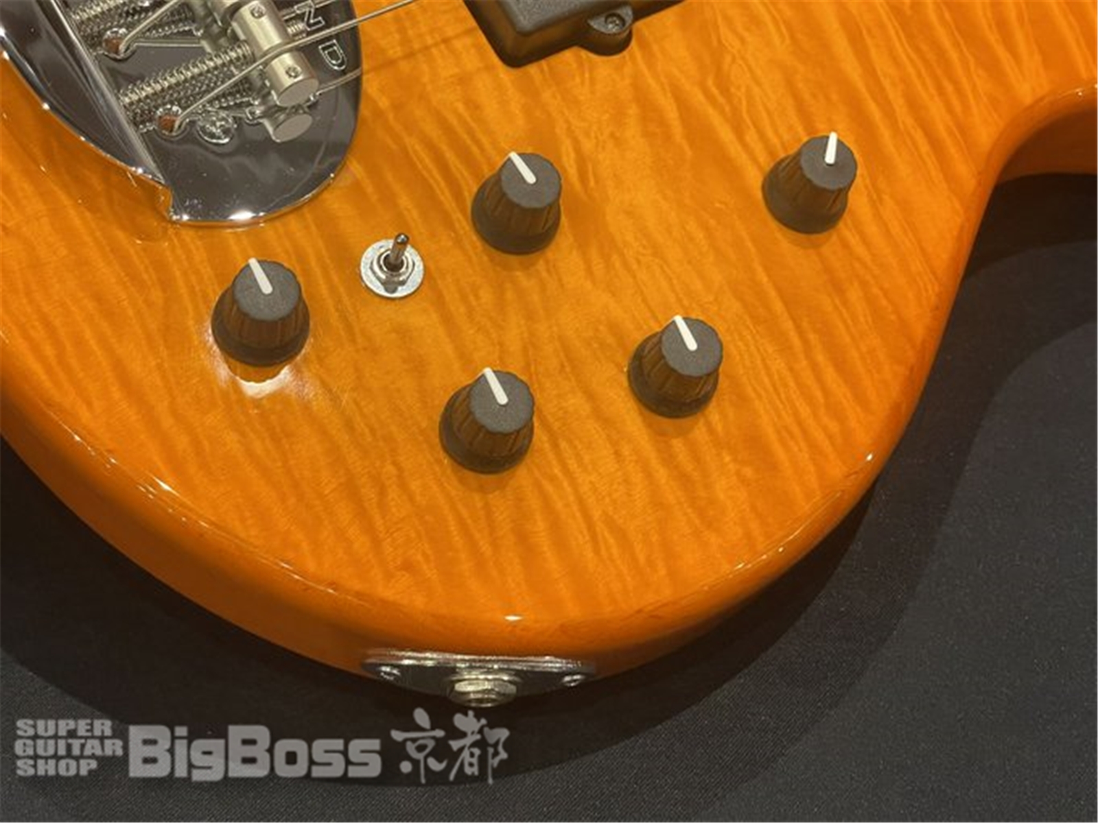 【即納可能】LAKLAND(レイクランド) SL44-94 Deluxe (Maple FB) / Amber Translucent  京都店